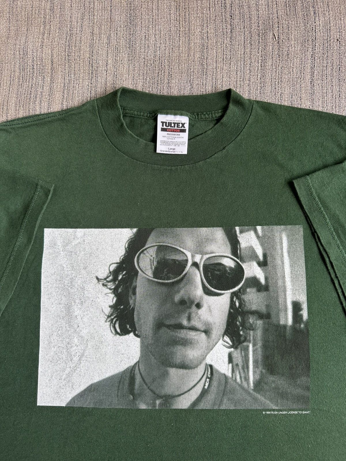 Band Tees × Vintage Vintage 90’s BUSH Band Rock T-shirt USA RARE Size US L / EU 52-54 / 3 - 1 Thumbnail