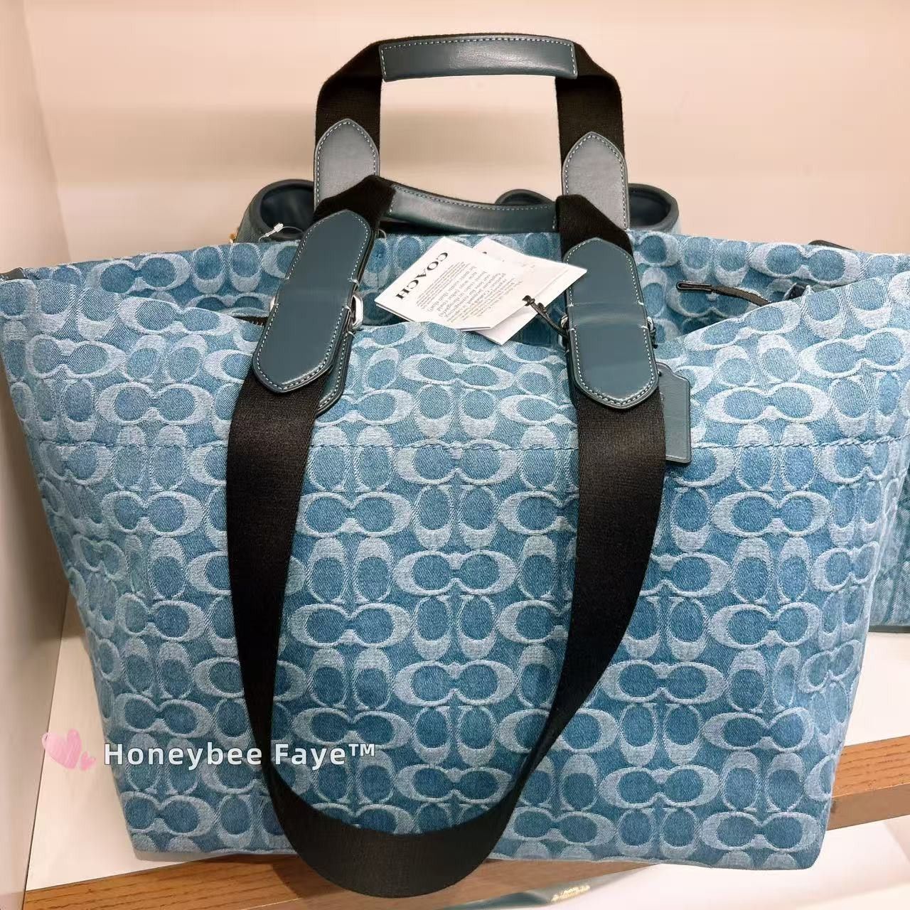 Coach Small Tour Tote Bag In Signature Denim CDF24 Size ONE SIZE - 2 Thumbnail