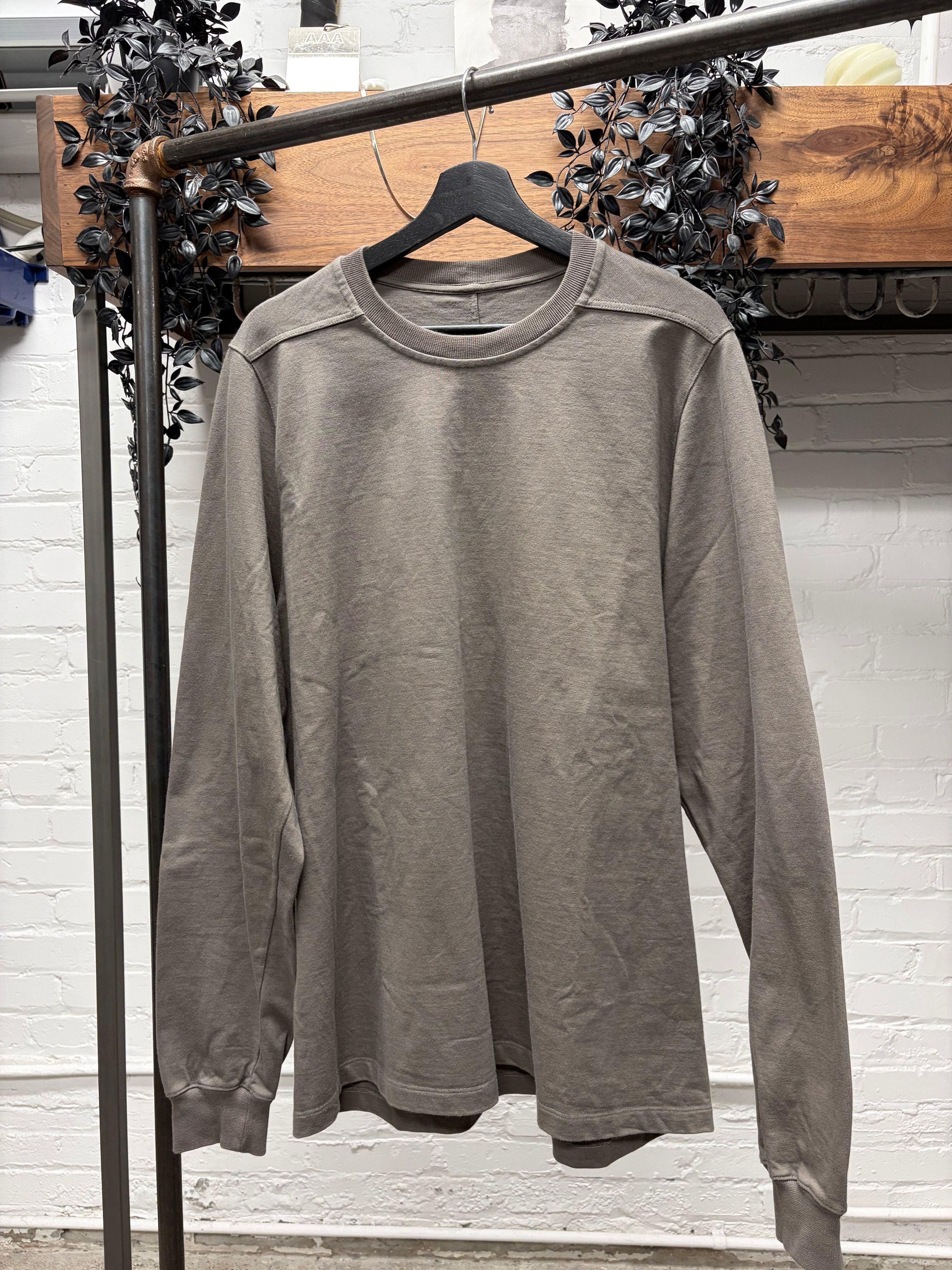 Rick Owens SS2023 Rick Owens ‘Edfu’ Dust Brown Sweatshirt Size US XXL / EU 58 / 5 - 1 Thumbnail