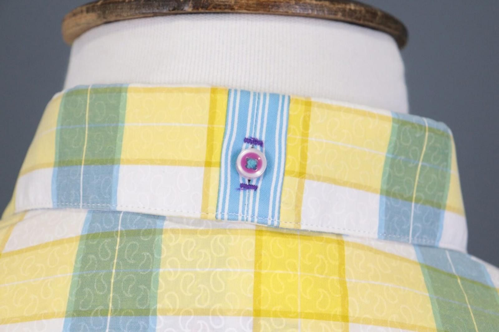 Robert Graham Robert Graham Multicolor Check Button Down Shirt Size L Size US L / EU 52-54 / 3 - 11 Thumbnail