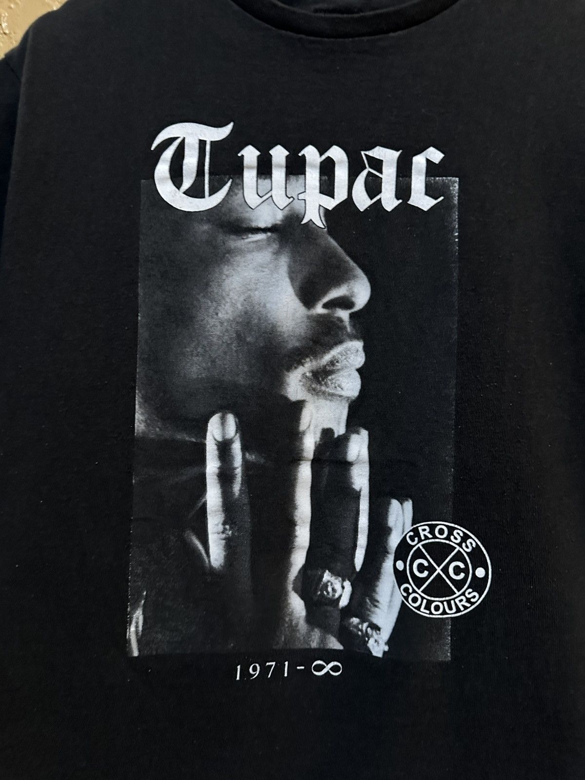 Cross Colours × Rap Tees × Vintage 📌 Tupac x Cross Colours Memorial Tee 2Pac Size US S / EU 44-46 / 1 - 2 Thumbnail