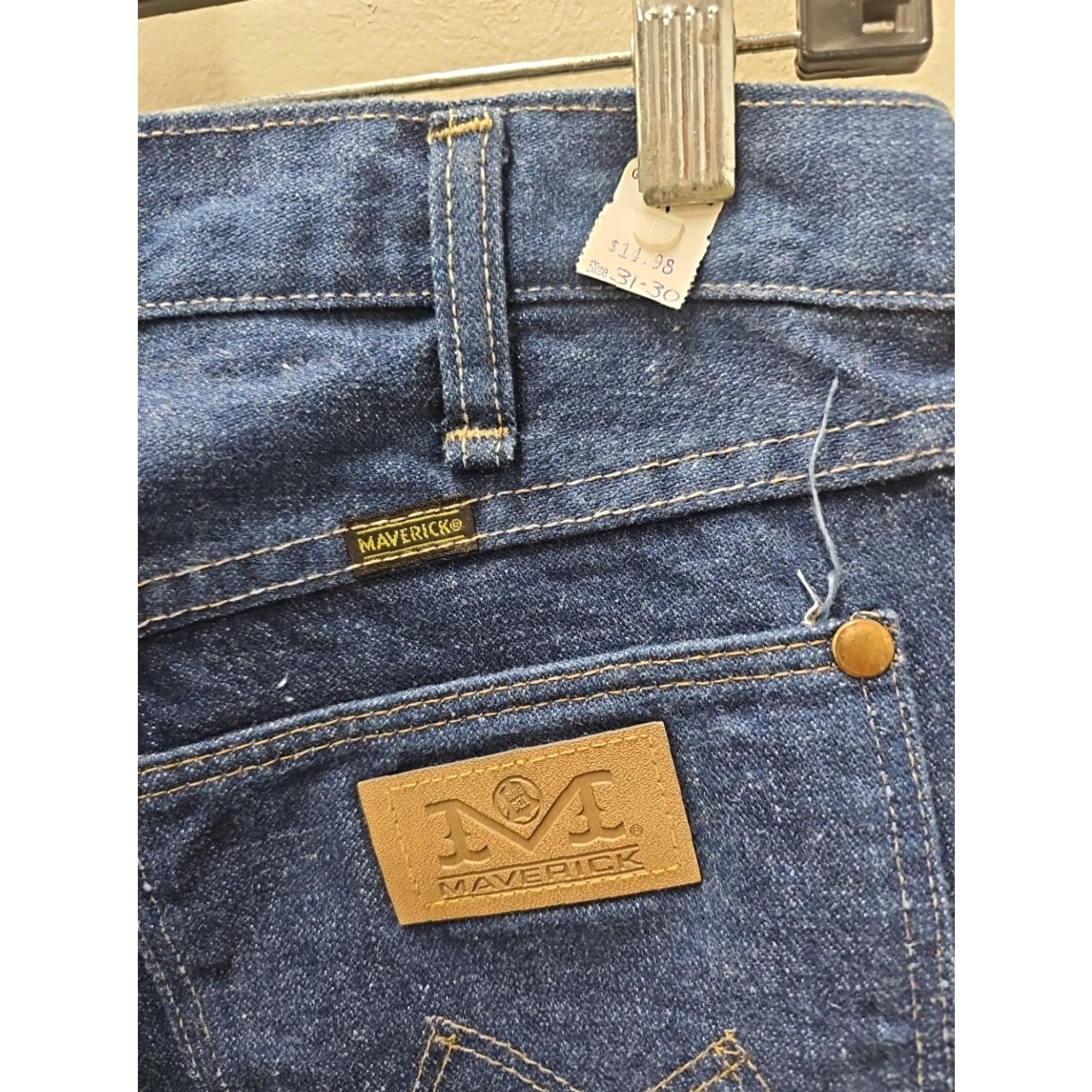 Denime VINTAGE Maverick Jeans Denim 31x30 5-Pocket USA Straight Mens Blue 80s 70s Workwear Ranch Americana Deadstock Real measurements 30x29.5 Size US 31 - 5 Thumbnail
