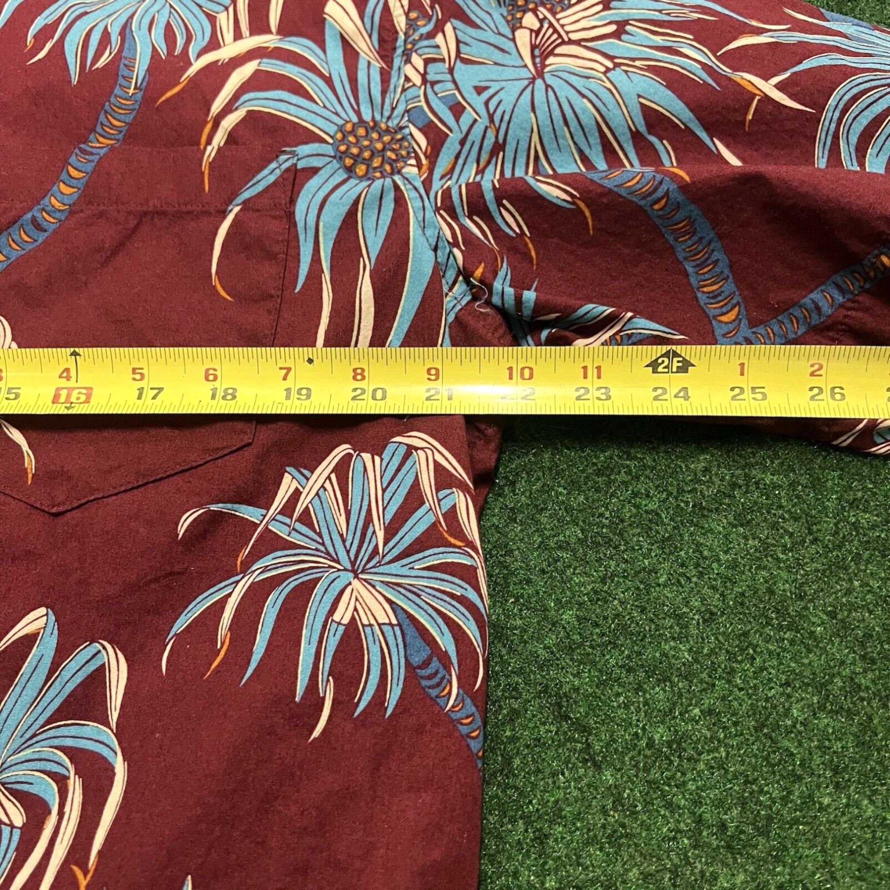 Vintage COOKE STREET Men's Size Large Print Red Hawaiian Shirt Cotton Summer Beach Palms Size US L / EU 52-54 / 3 - 5 Thumbnail