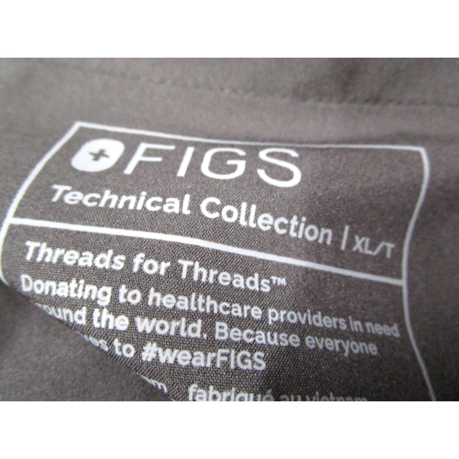 Vintage FIGS Women XL Tall Black Technical Scrubs Shirt Jogger - Solid Polyester Blend W23SW2003T 35X30 Size 40" / US 18 - 3 Thumbnail