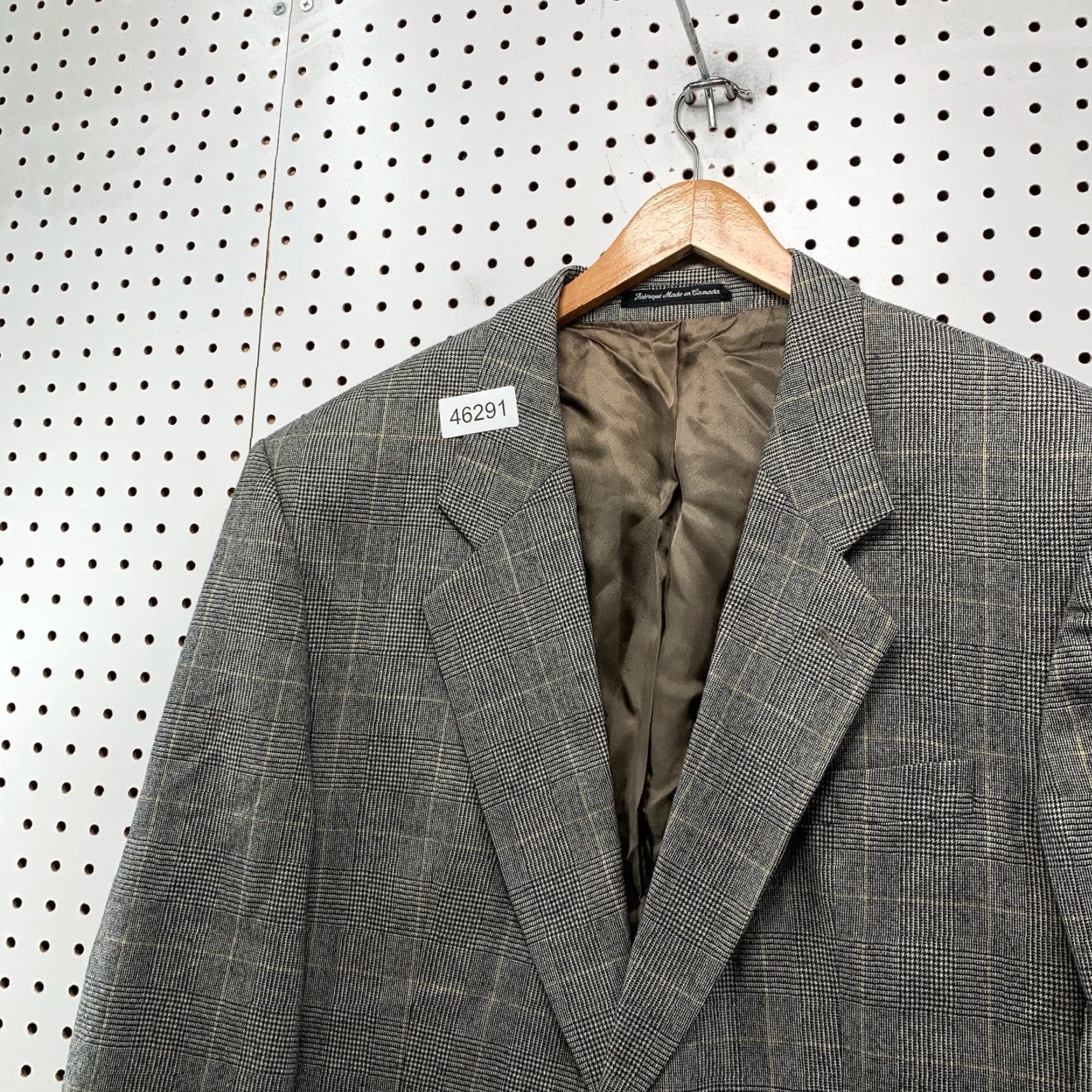 Vintage VINTAGE Bachrach Wool Sports Coat Blazer 44/46 Gray Plaid Canada Jacket Mens Blazer Wool Tweed Notch Lapel Vintage Size 44R - 4 Thumbnail