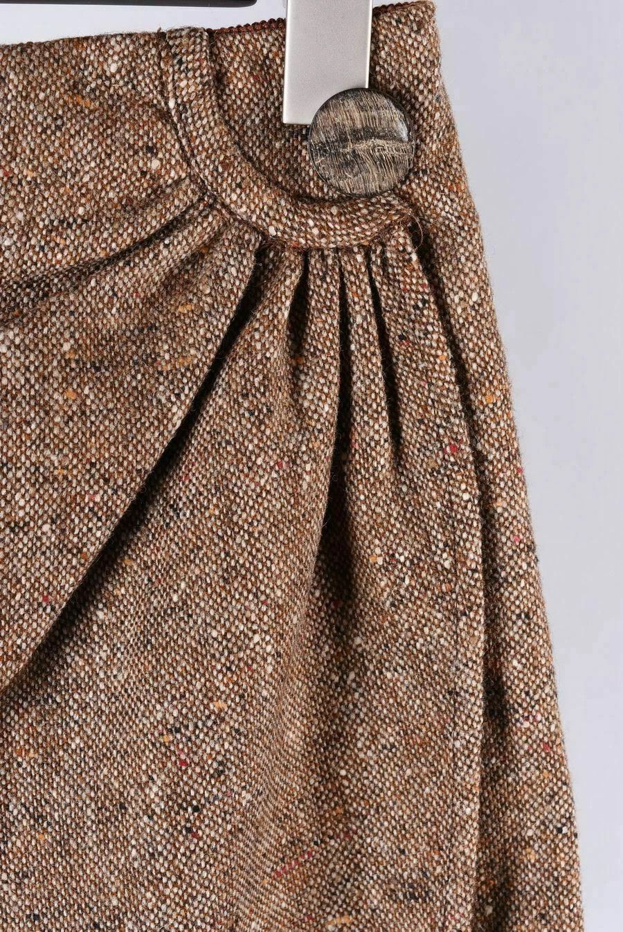Valentino Women's Valentino Boutique Vintage Tweed Wool Blend Skirt Size 26" / US 2 / IT 38 - 2 Thumbnail