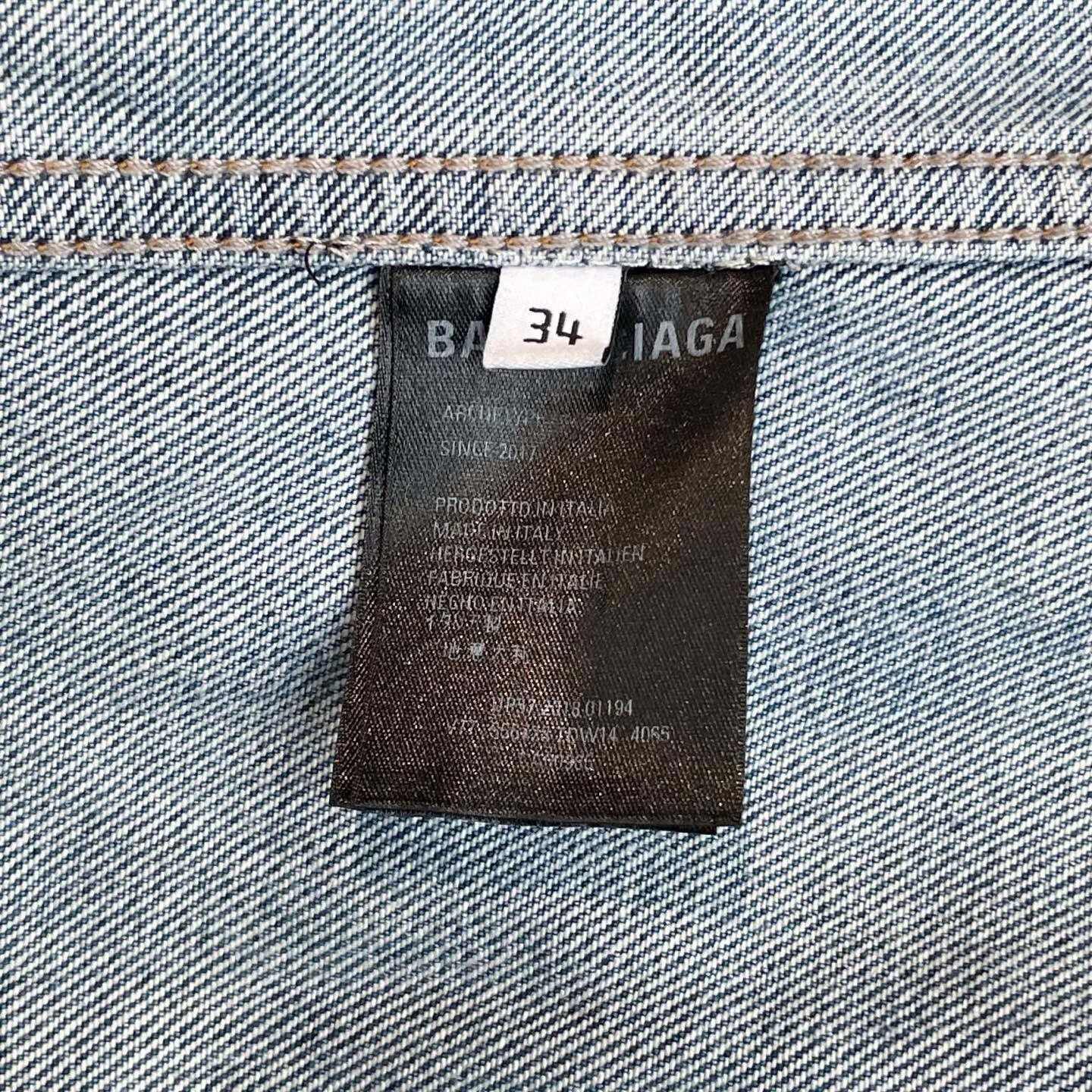 Balenciaga balenciaga blue denim distressed jacket size 34 Size US S / EU 44-46 / 1 - 6 Thumbnail