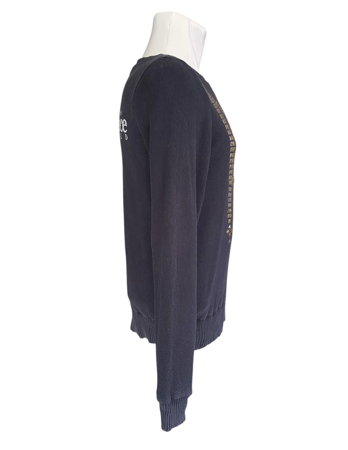 Japanese Brand Vintage REALBVOICE Embroidery Refined Crewneck Size US M / EU 48-50 / 2 - 8 Thumbnail