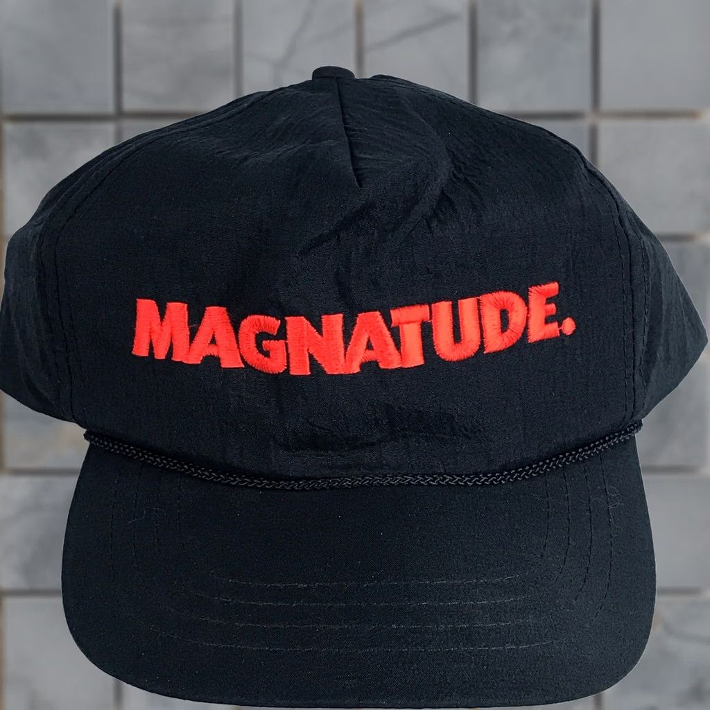 Vintage VINTAGE Magna Cigarettes Magnitude Snapback Hat Nylon Tobacco Black Adjustable Men 80s 90s Snapback Mens Size ONE SIZE - 1 Thumbnail