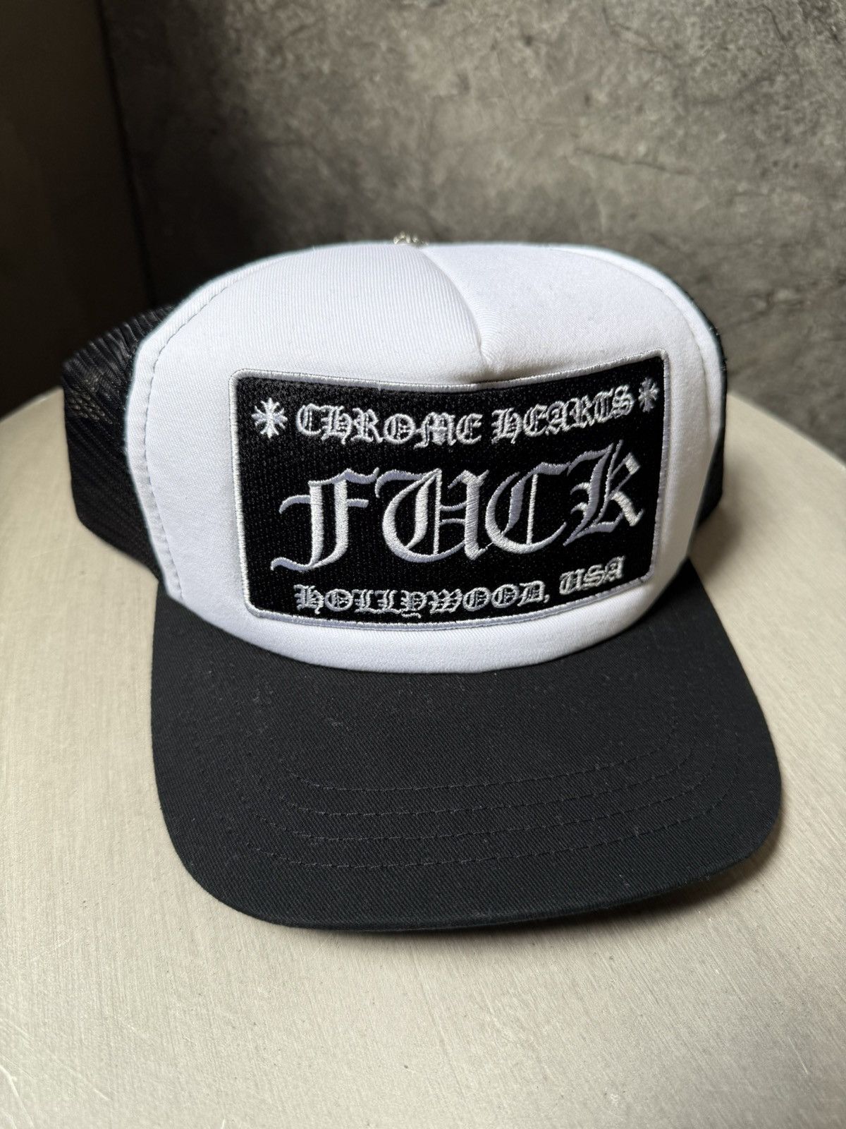 Chrome Hearts Chrome Hearts FUCK Hollywood Trucker Hat Black/White Size ONE SIZE - 1 Thumbnail