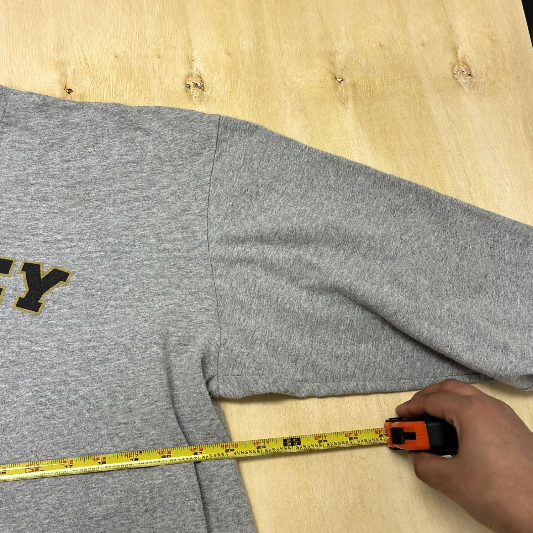 Nike Nike Sweatshirt Mens XL Gray Jersey 3/4 Sleeve Valley Baseball Graphic Center Size US XL / EU 56 / 4 - 6 Thumbnail