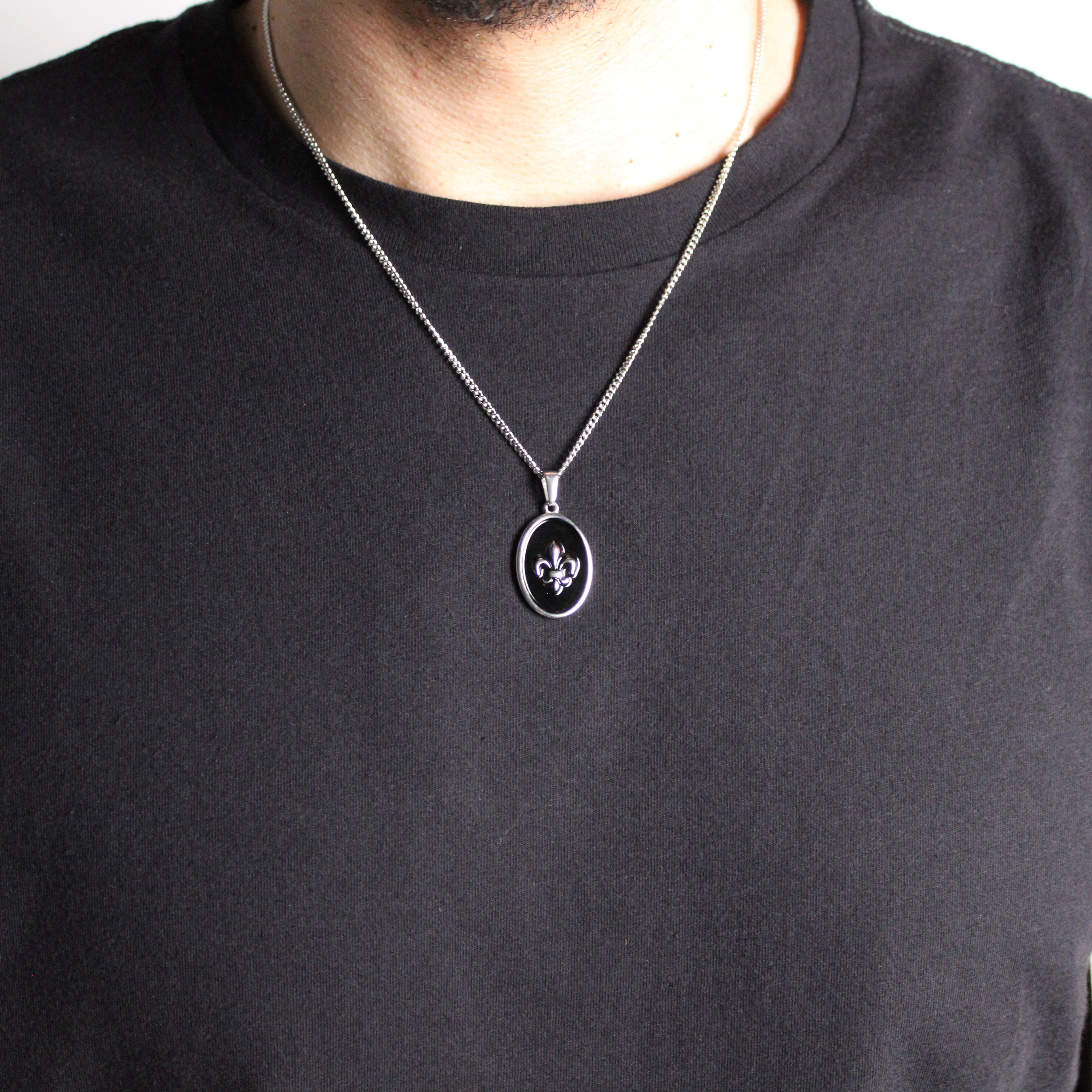 Other Silver Enamel Fleur De Lis Pendant Chain Necklace Size ONE SIZE - 3 Thumbnail