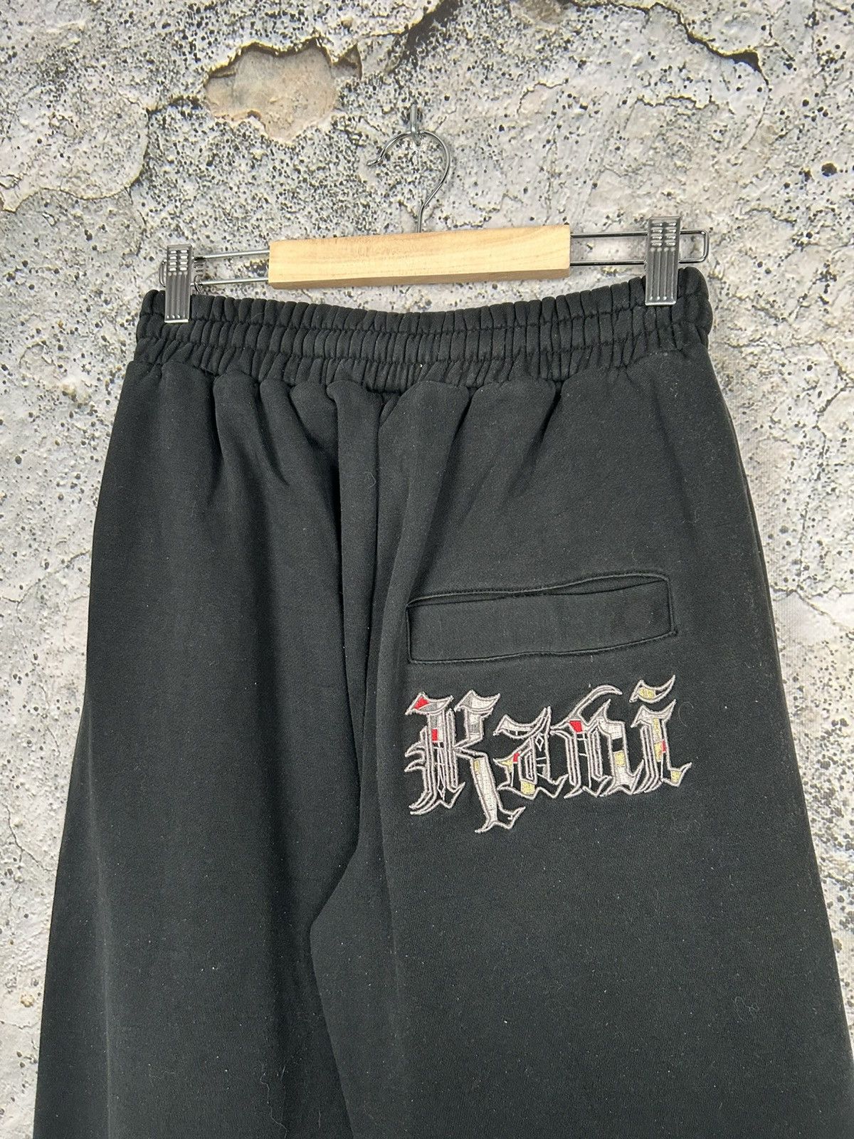 Karl Kani Vintage Karl Kani Rap Sweatpants Baggy Streetwear Hype Size US 30 / EU 46 - 4 Thumbnail