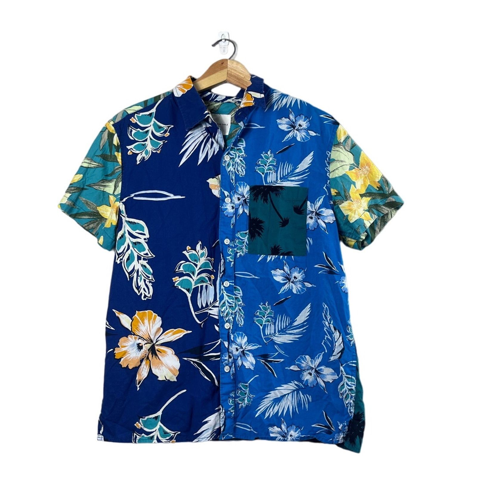 American Eagle Outfitters Men's American Eagle Button Front Hawaiian Shirt M Size US M / EU 48-50 / 2 - 1 Thumbnail