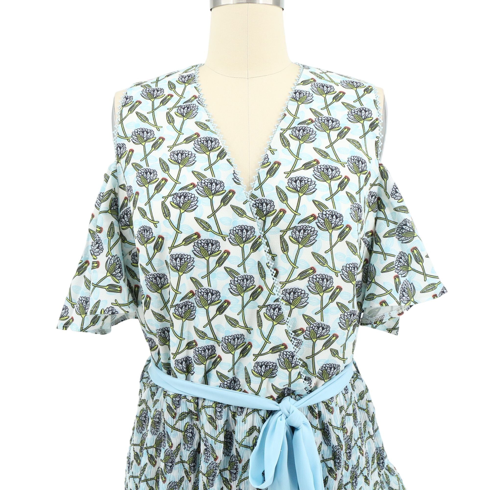 Other NWT Foxiedox Lexie Cross Floral Cold Shoulder Dress Blue Whi Size M / US 6-8 / IT 42-44 - 4 Thumbnail