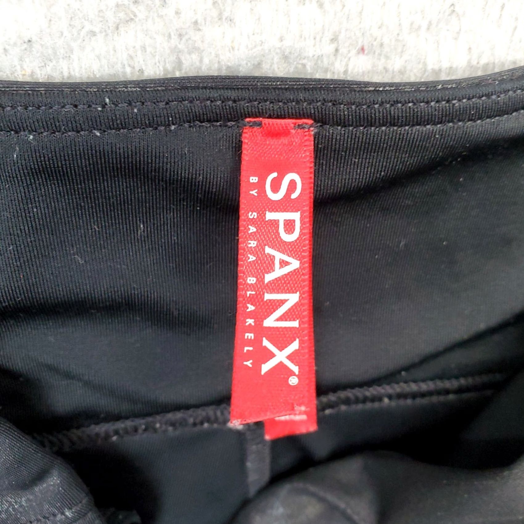 Spanx Spanx Leggings Womens Small Black Sparkly Stretch Low Rise Elastic Waist Pull On Size 28" / US 6 / IT 42 - 7 Thumbnail