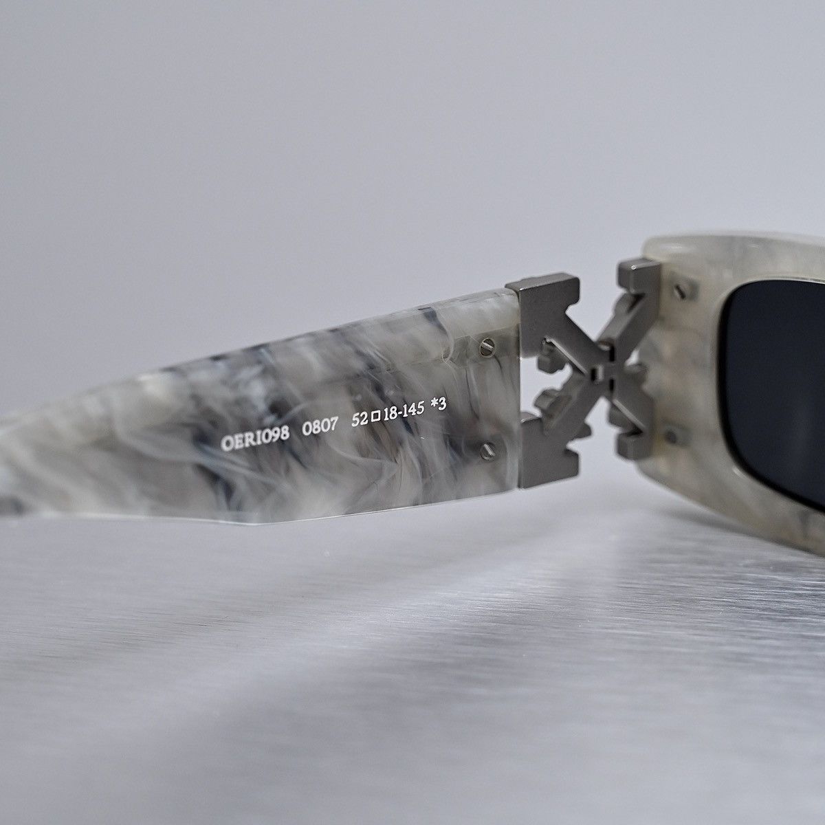 Off-White OFF WHITE ROMA SUNGLASSES Size ONE SIZE - 6 Thumbnail