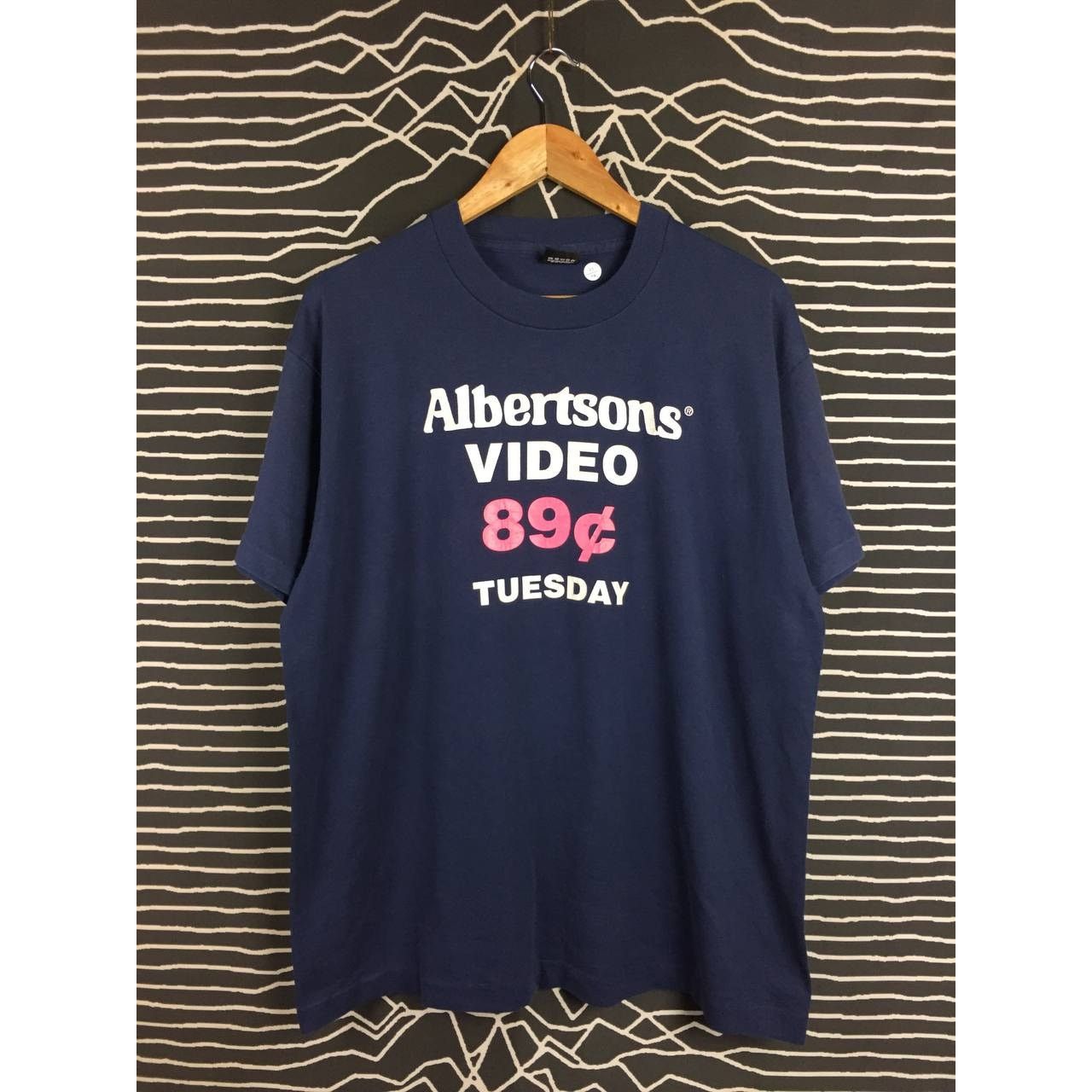 Vintage Vtg 90s Albertsons Video 89 Cents Video Tuesday Promo Tee Size US XL / EU 56 / 4 - 1 Thumbnail