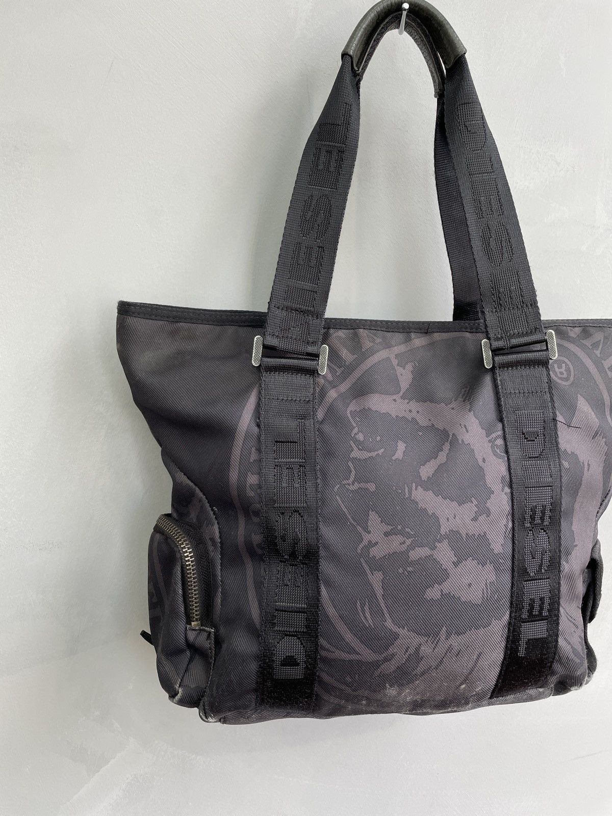 Diesel Vintage Diesel bag Y2K multi pocket sling bag 00s Size ONE SIZE - 6 Thumbnail