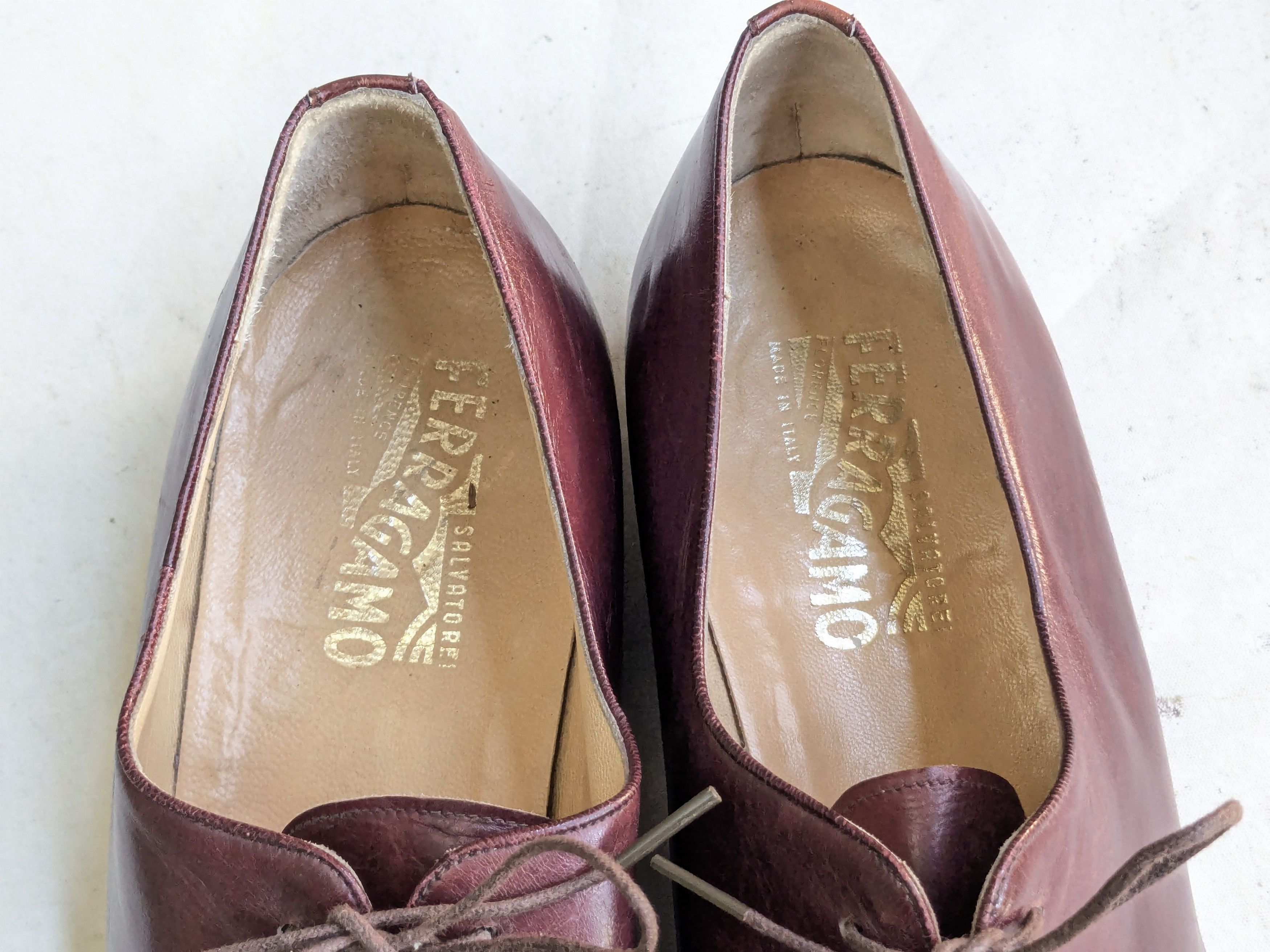 Salvatore Ferragamo Salvatore Ferragamo Wholecut Oxfords Burgundy 12 B Narrow Size US 12 / EU 45 - 2 Thumbnail