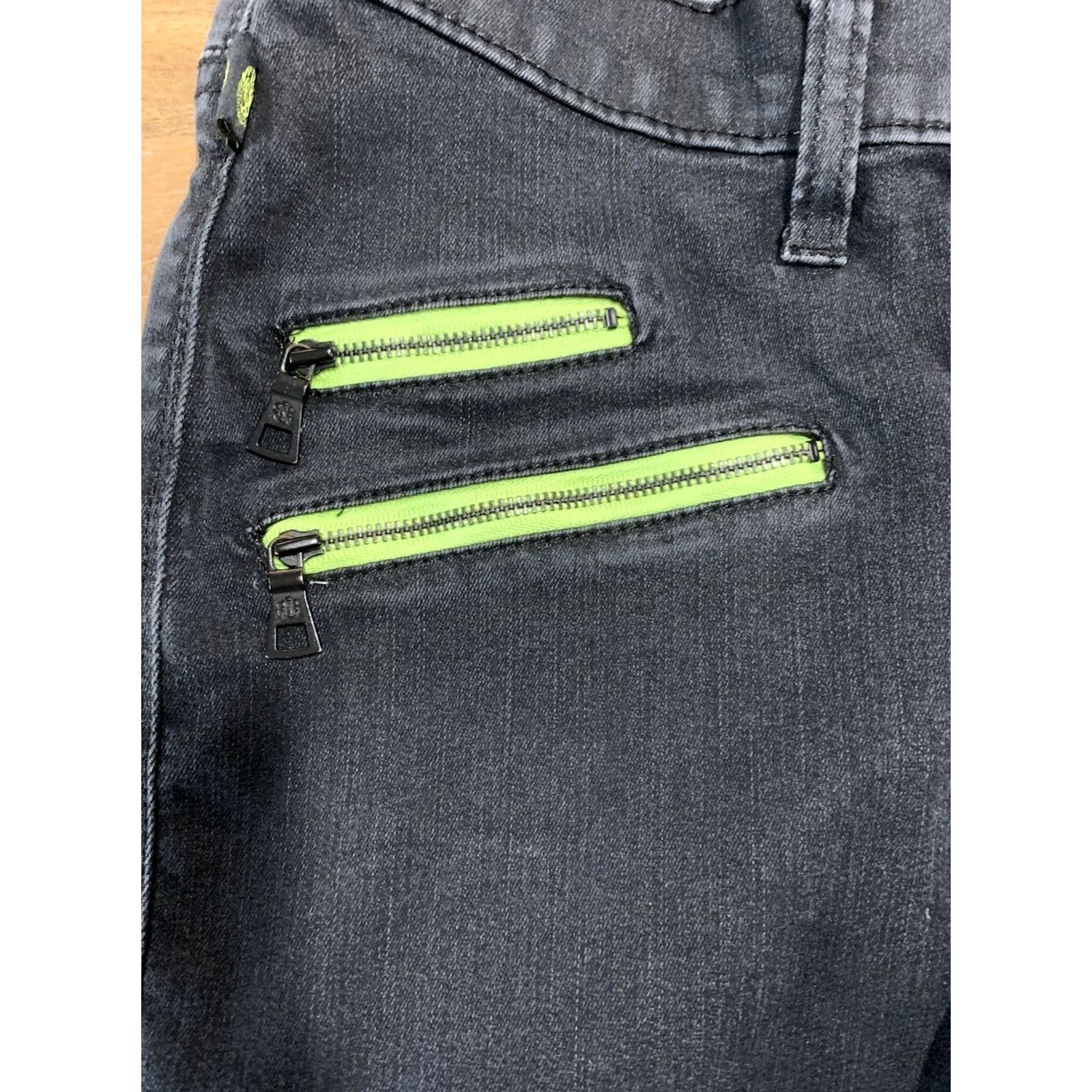 Vintage VINTAGE Rock & Republic Jeans 6 Womens 26x27 Black Mid Rise Skinny Rock Zipper Pockets Size 26" / US 2 / IT 38 - 4 Thumbnail