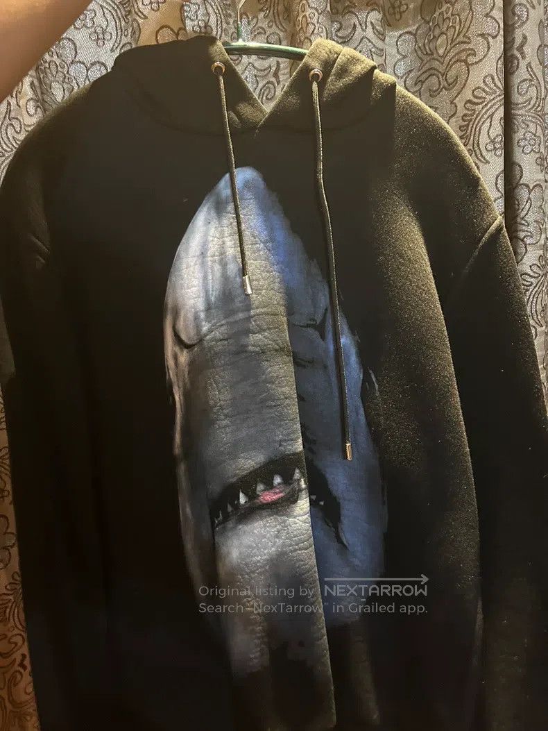 Givenchy Givenchy Puffy Cotton Shark Hoodie Size US S / EU 44-46 / 1 - 1 Thumbnail