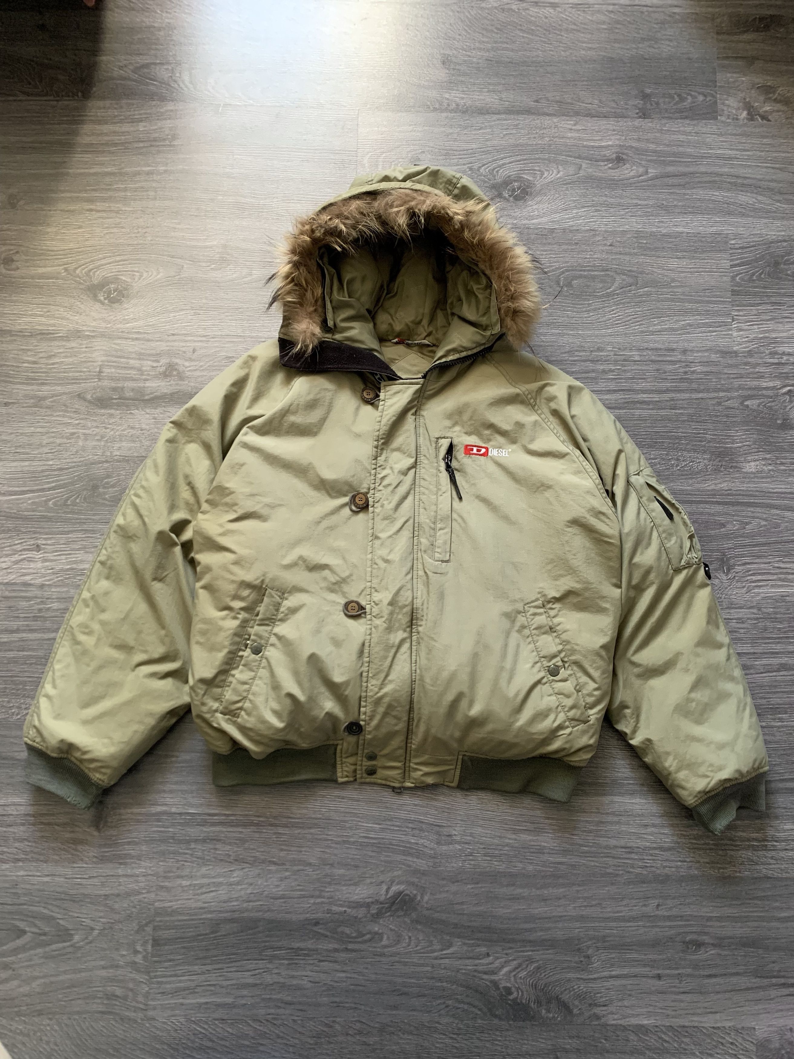Diesel × Japanese Brand × Streetwear Vintage Diesel Boxy Down 