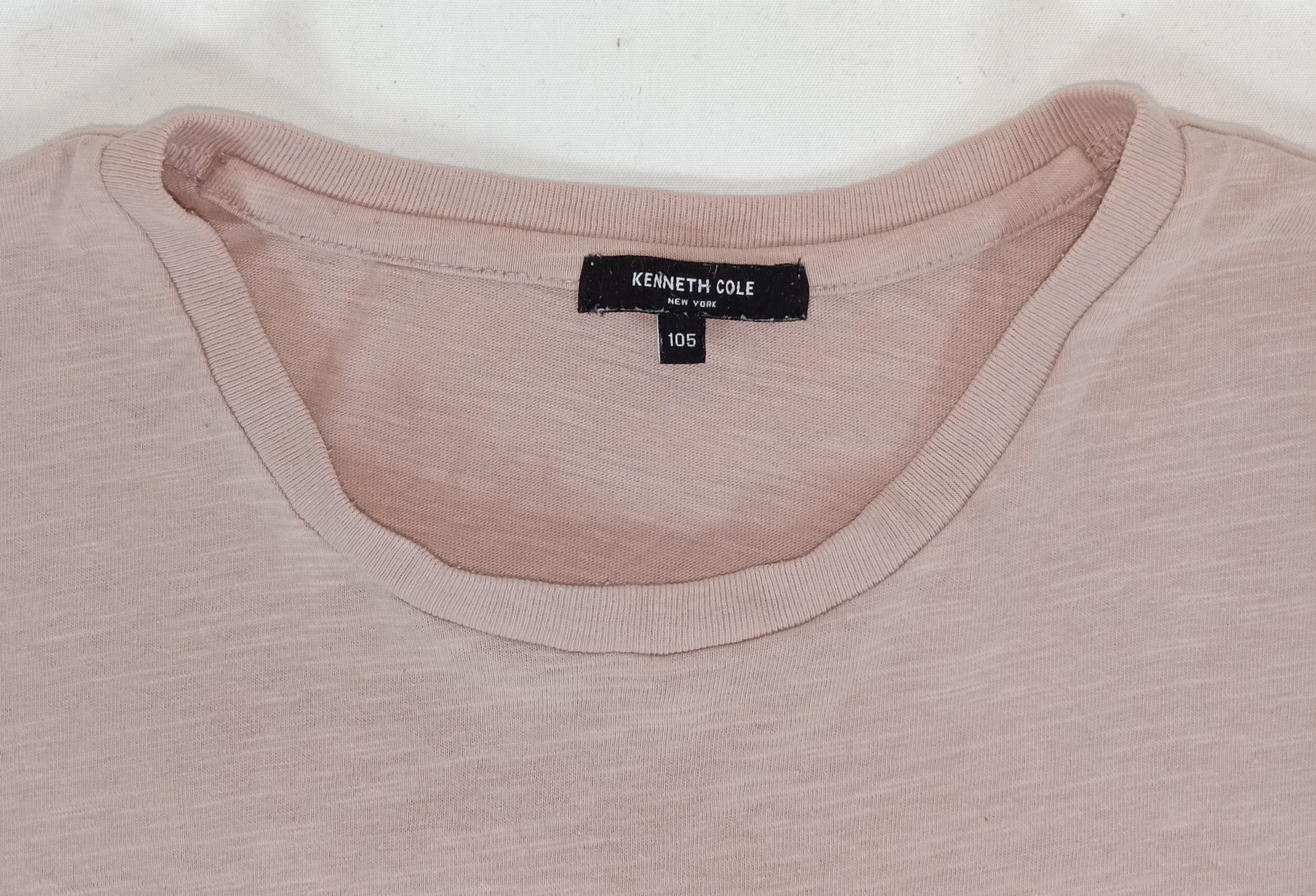 Kenneth Cole Vintage Kenneth Cole Spell Out Logo T Shirt Size US L / EU 52-54 / 3 - 2 Thumbnail