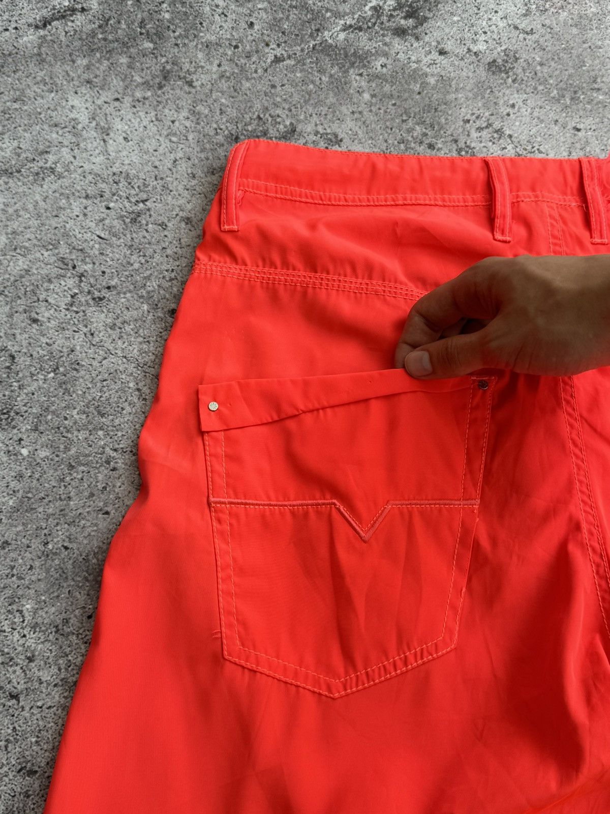 Diesel × Vintage Vintage Diesel orange beachwear nylon short Size US 32 / EU 48 - 9 Thumbnail