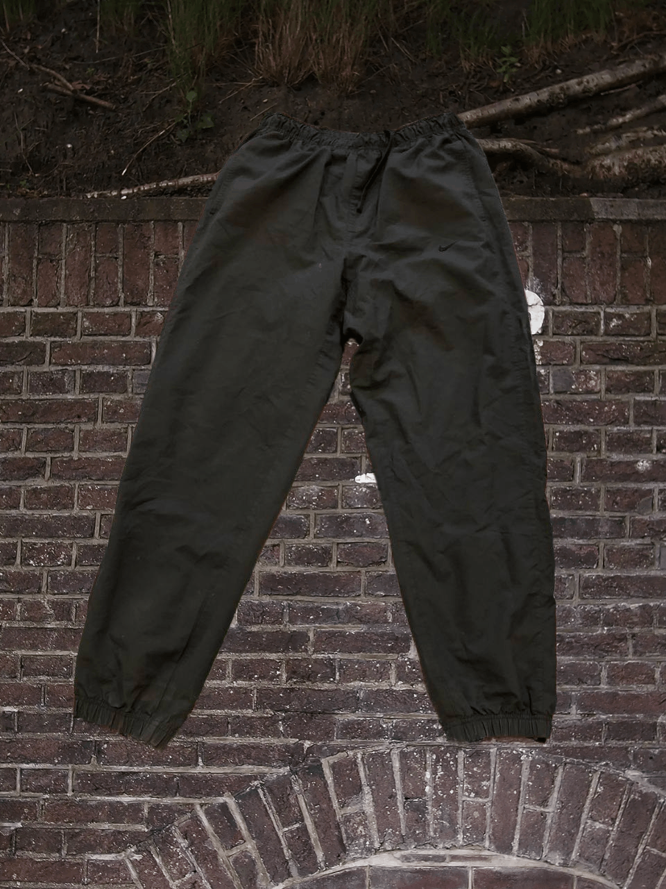 Nike Vintage black Casual Pants Nike Y2K streetwear Size US 34 / EU 50 - 1 Thumbnail