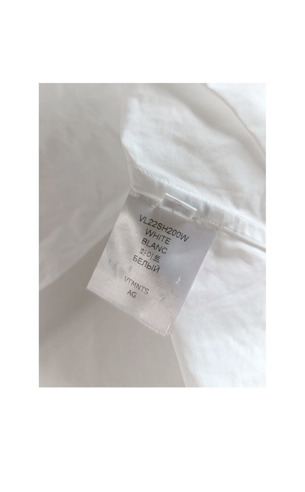 Vetements Vetements Graffiti Barcode Button Up Shirt Size US M / EU 48-50 / 2 - 7 Thumbnail