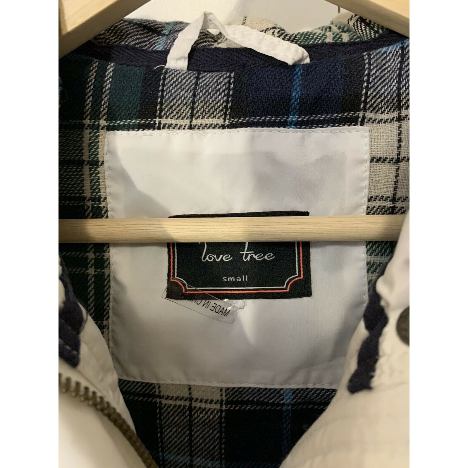Other Love Tree white plaid lined women’s Sz S zipper closure hood Size S / US 4 / IT 40 - 2 Thumbnail