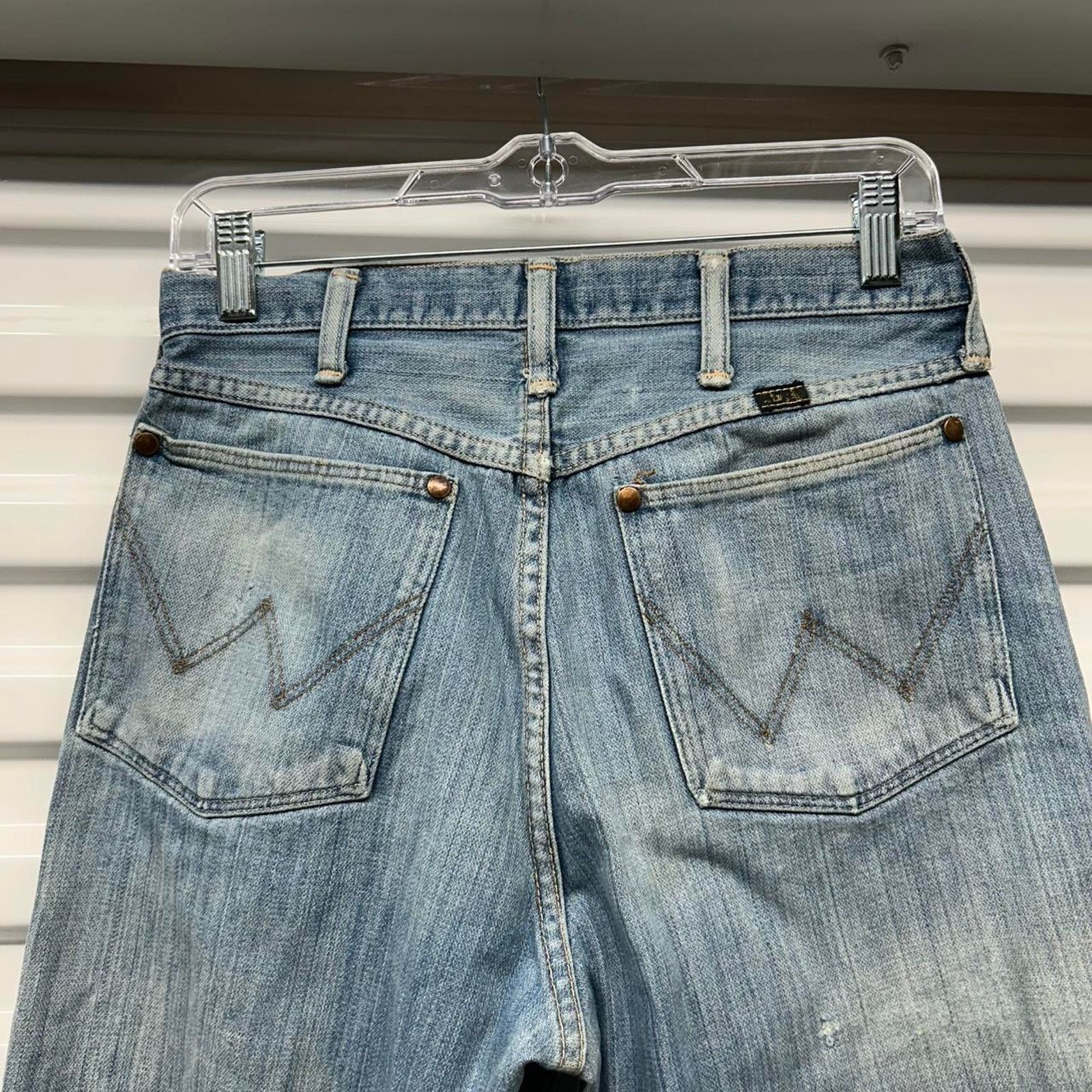 Wrangler VTG 60s Distressed Wrangler blue straight leg jeans Size US 32 / EU 48 - 7 Thumbnail
