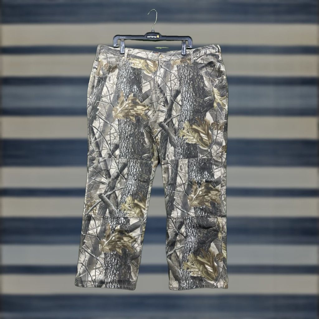 Wrangler VINTAGE Wrangler Realtree Camo Pants Mens 44x32 Carpenter Regular Camouflage Five-Pocket Denim 90s Outdoors USA Wrangler Realtree Hardwoods Mens Size US 44 / EU 60 - 1 Thumbnail