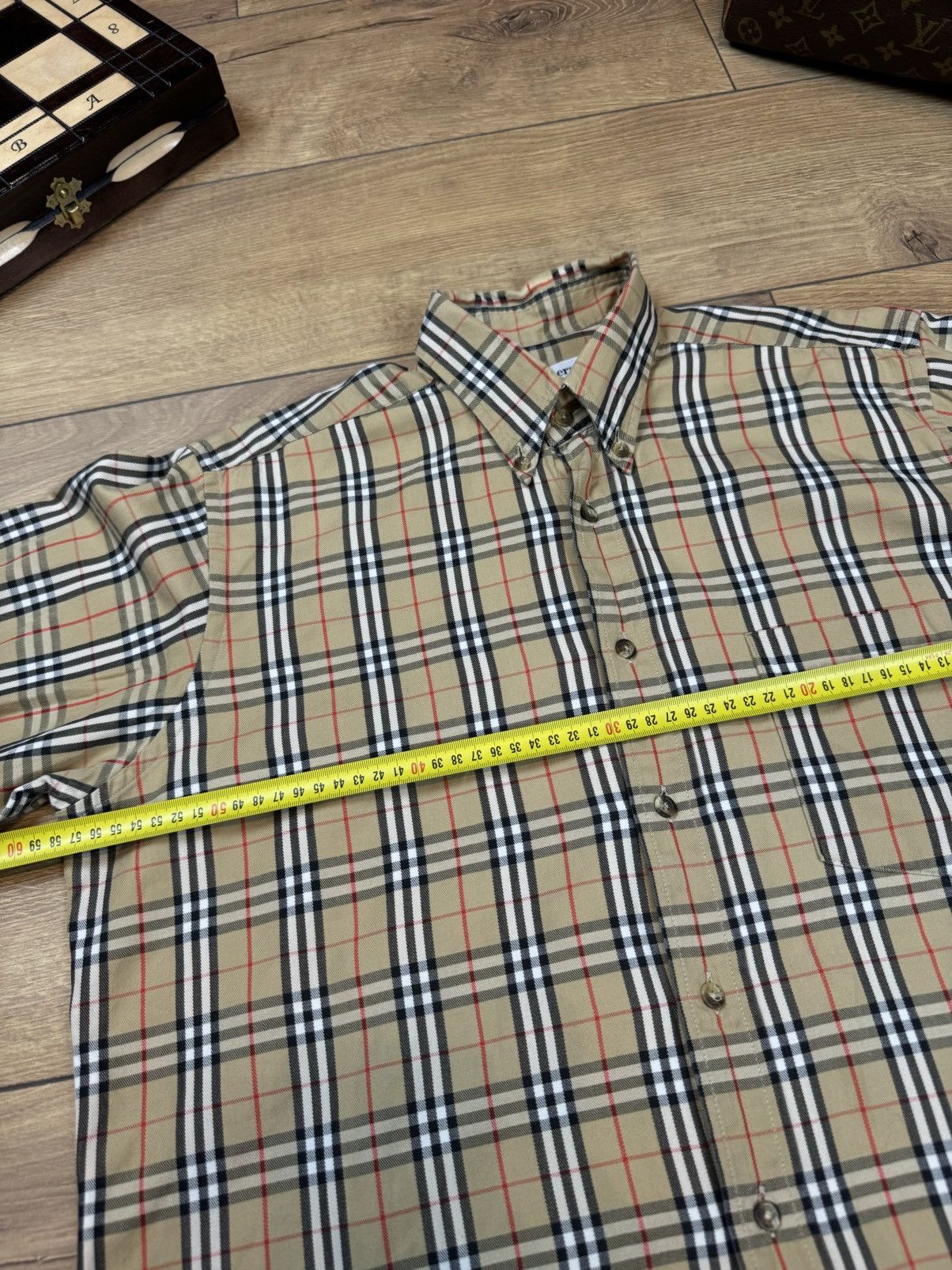Burberry Classic shirt Burberry Nova Check original luxury item Size US M / EU 48-50 / 2 - 4 Thumbnail