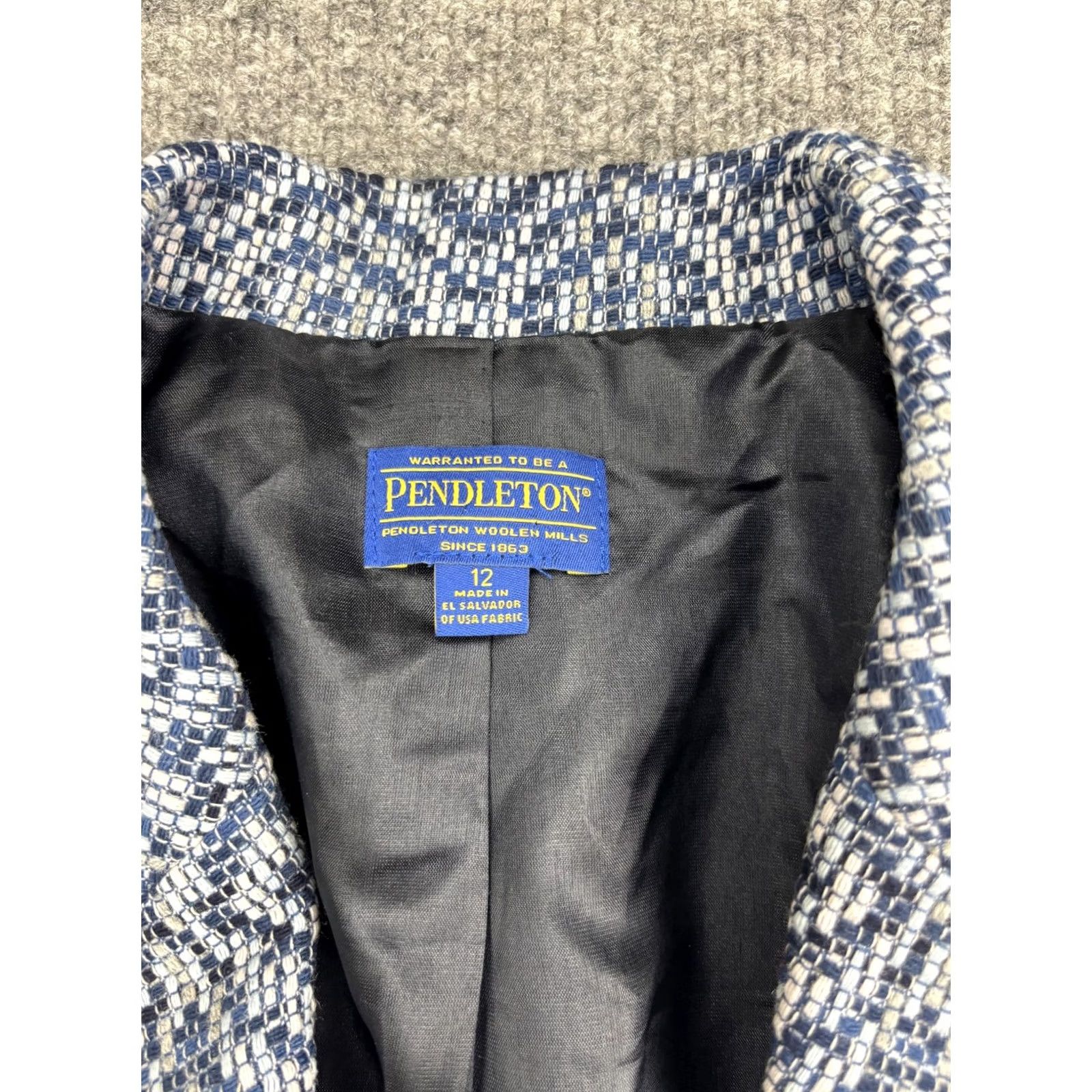 Pendleton Pendleton Blazer Womens 12 Blue Geometric 3 Button Lined Career Jacket Workwear Shirt Size XL / US 12-14 / IT 48-50 - 2 Thumbnail