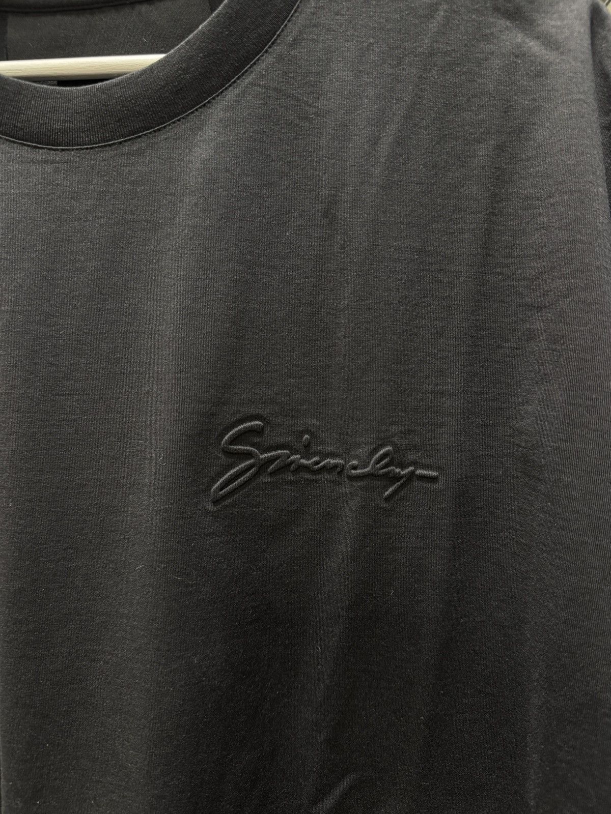 Givenchy Givenchy Logo Embossed T-Shirt NEW 600$ Size US L / EU 52-54 / 3 - 2 Thumbnail