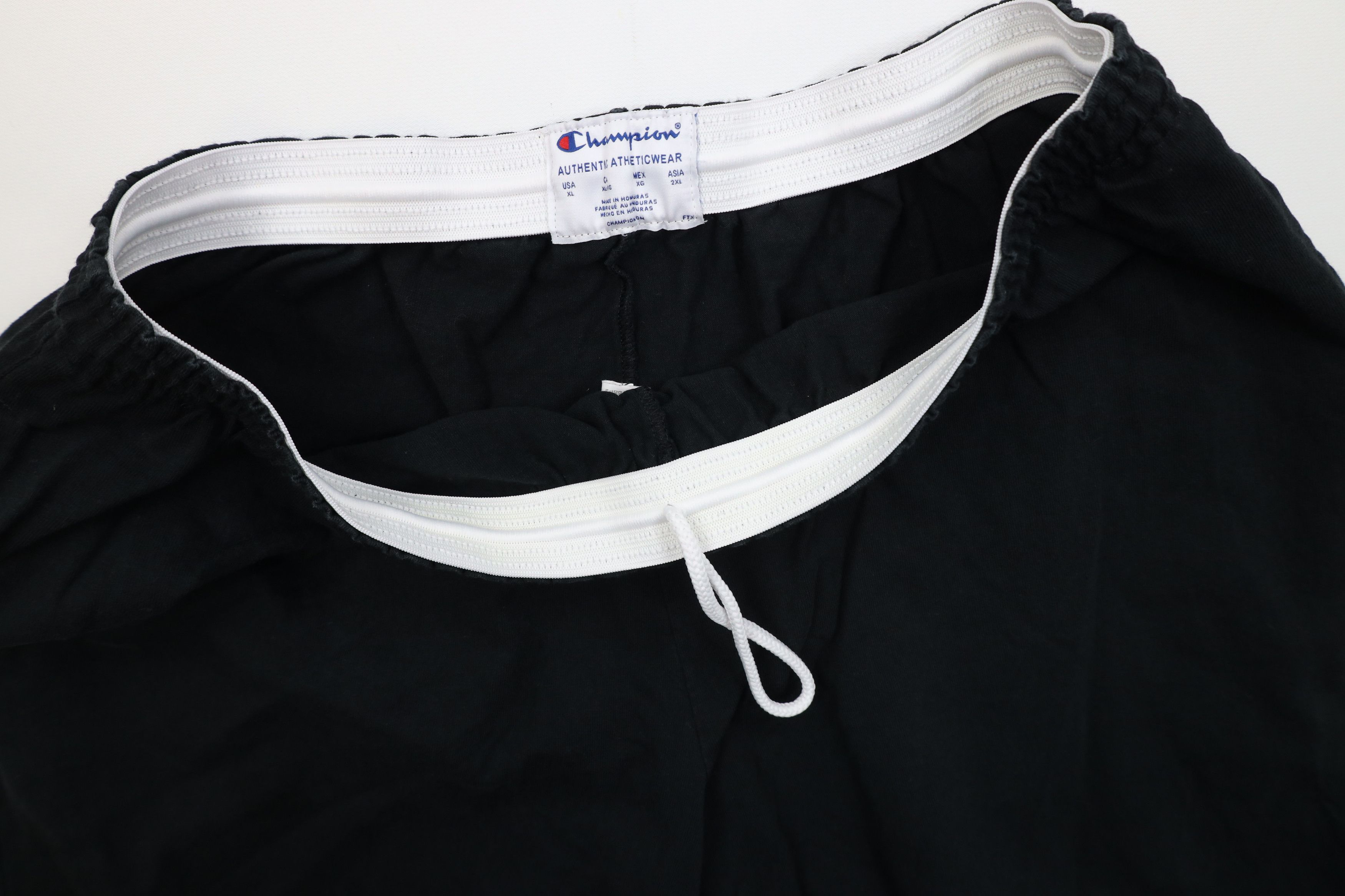 Champion Vintage Y2K Champion Logo Above Knee Shorts Black Cotton Size US 36 / EU 52 - 7 Thumbnail