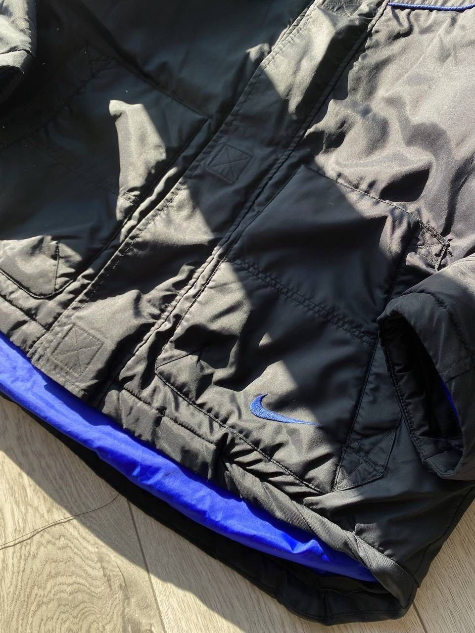 Nike × Vintage Vintage Nike Big Swoosh Y2K Black Winter Jacket L Size US L / EU 52-54 / 3 - 3 Thumbnail