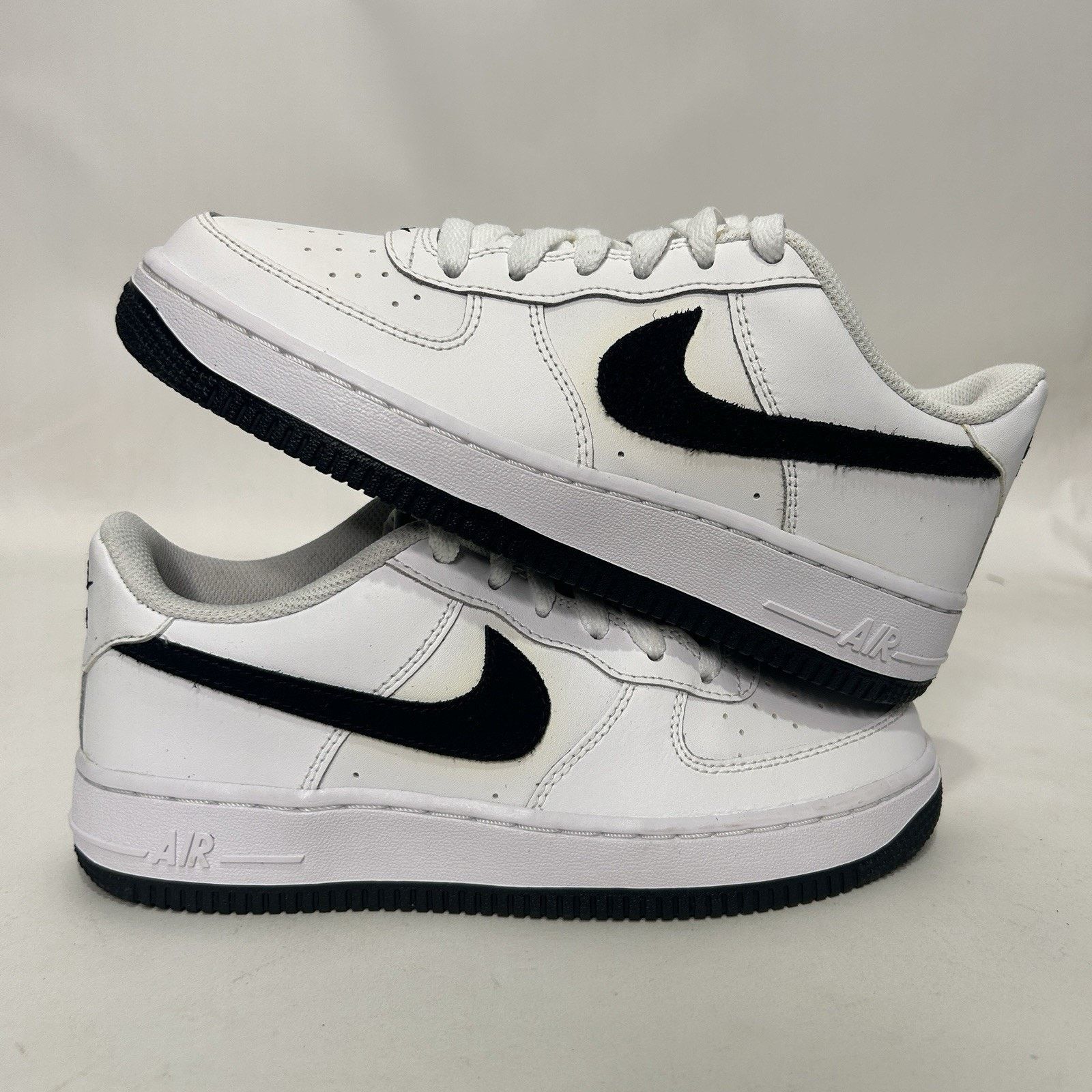 Nike Nike Air Force 1 Low GS “White Black” Size US 7 / IT 37 - 1 Thumbnail