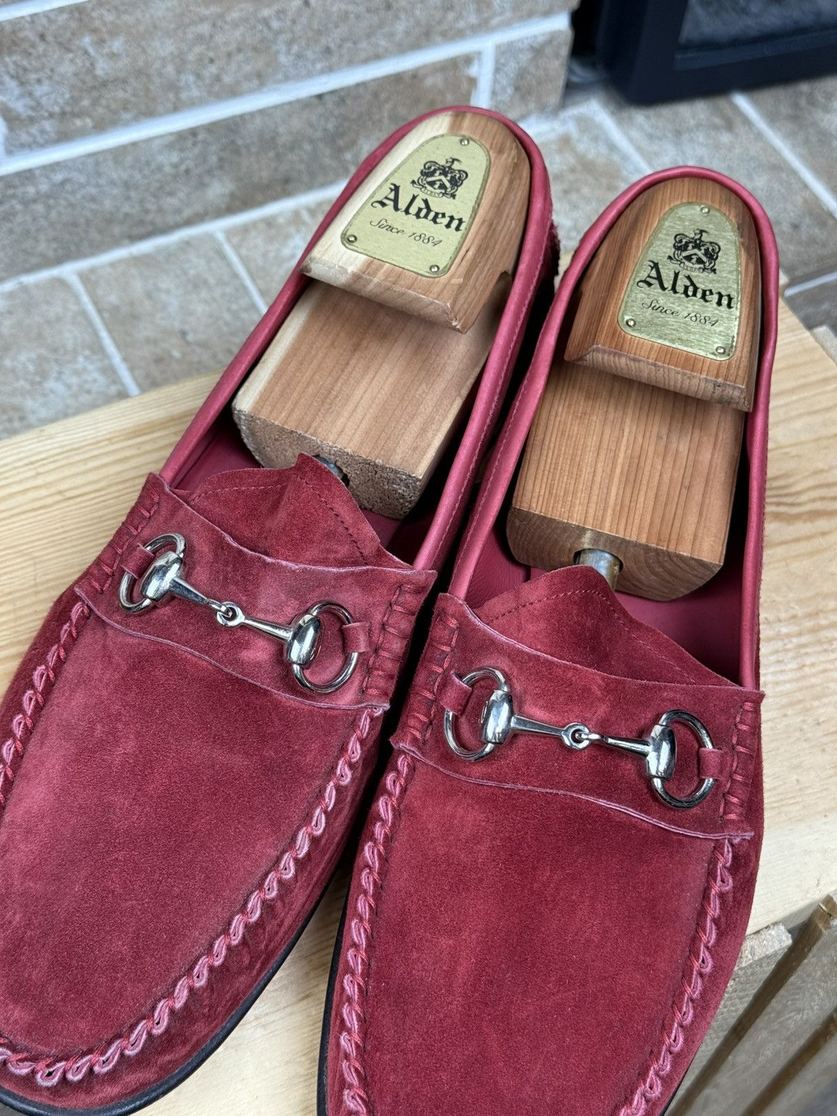 Gucci Gucci Horsebit 1953 Red Suede Loafers Shoes Size EU43 US10 Size US 10 / EU 43 - 10 Thumbnail