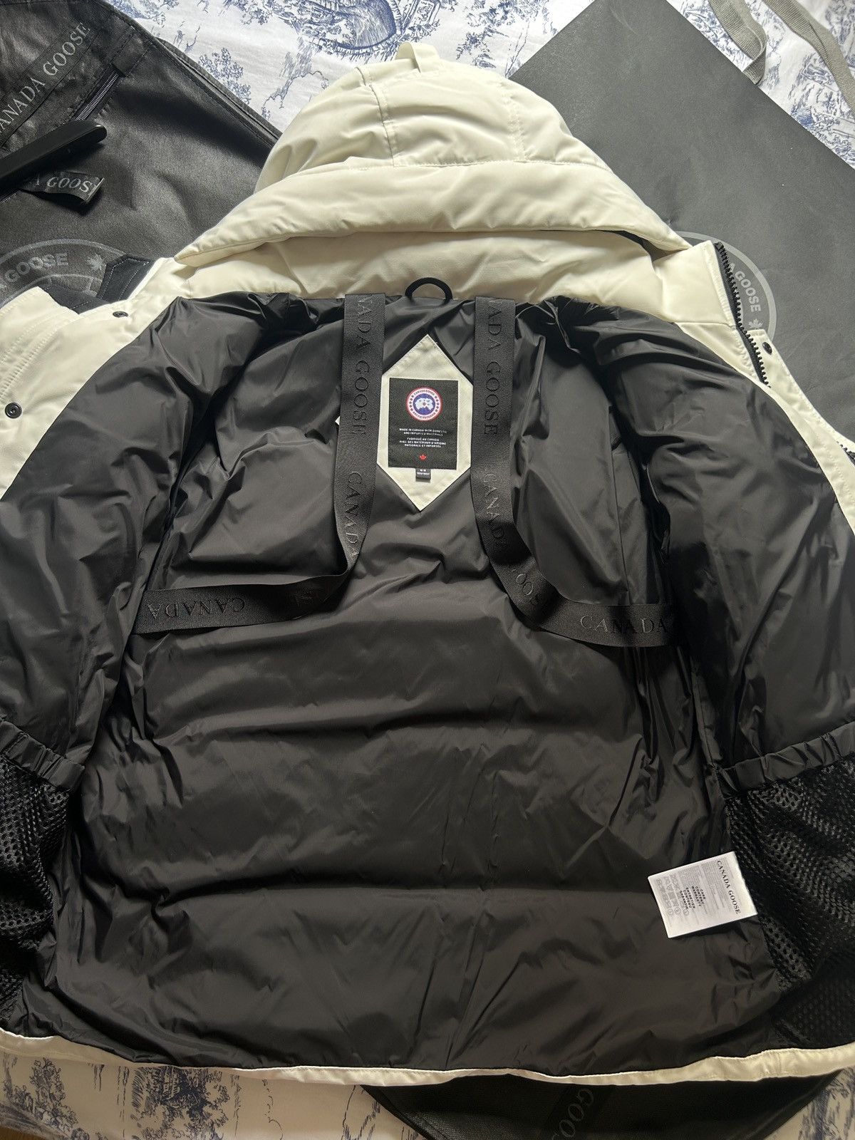 Canada Goose Canada Goose Wyndham North Star White Black Label Size US M / EU 48-50 / 2 - 8 Thumbnail
