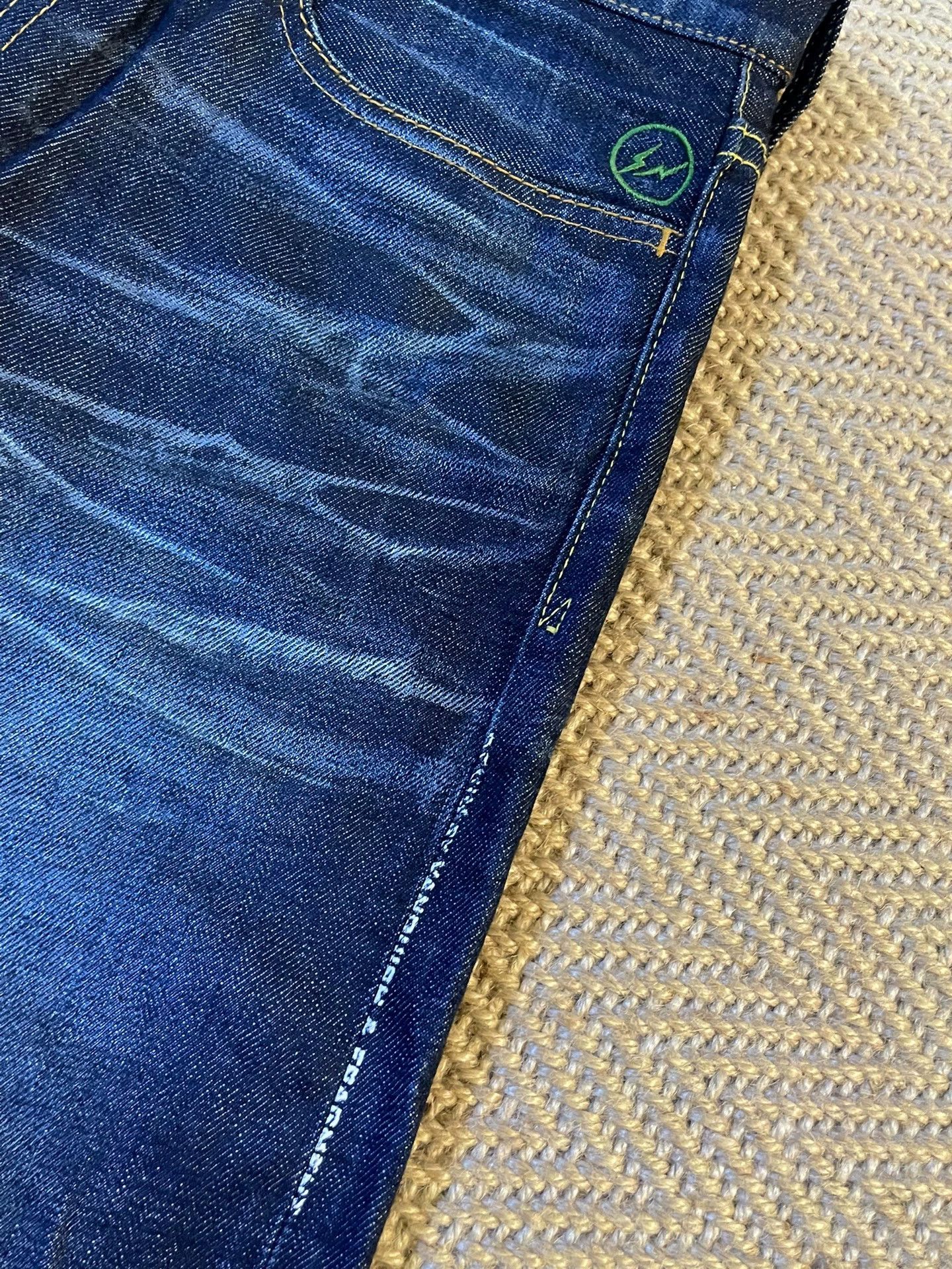 Vanquish VANQUISH x FRAG YF Flash Vio Wash Loose Jeans Bolt Size US 34 / EU 50 - 4 Thumbnail