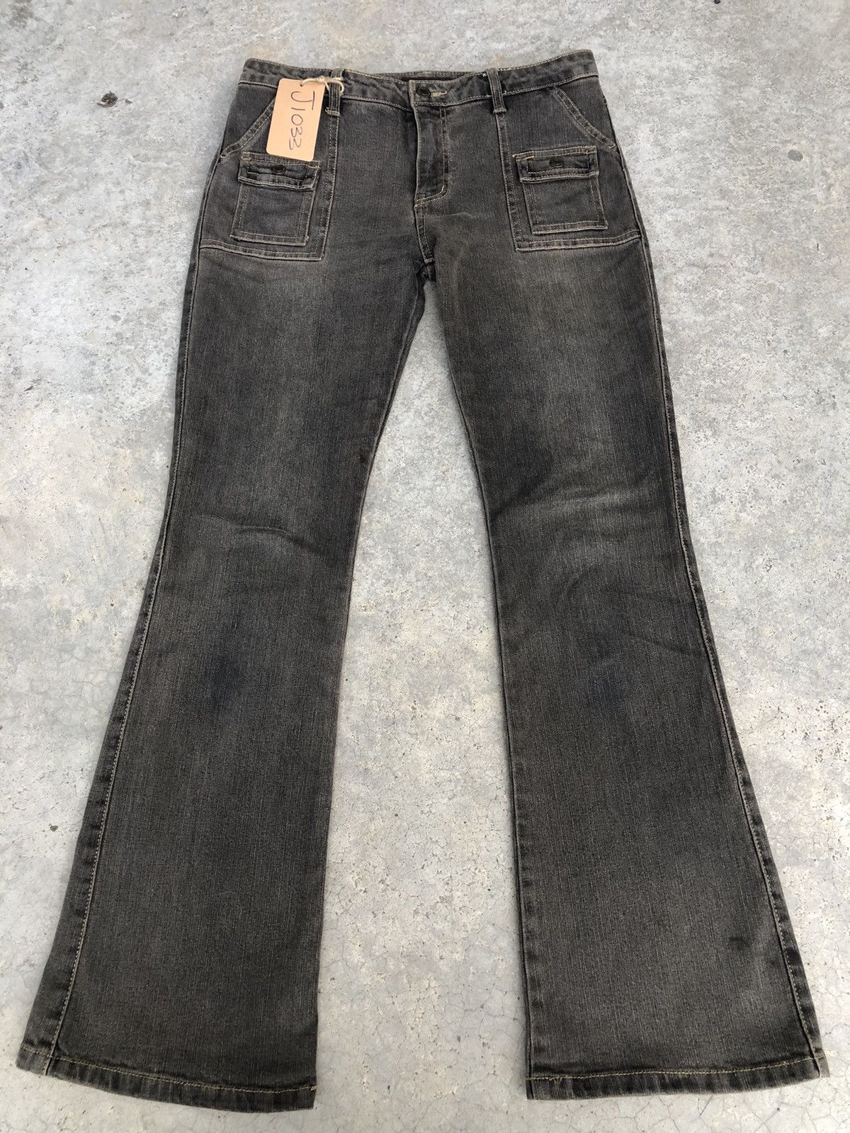 If Six Was Nine Japanese Back Rush Flared Jeans Distressed Size US 30 / EU 46 - 1 Thumbnail
