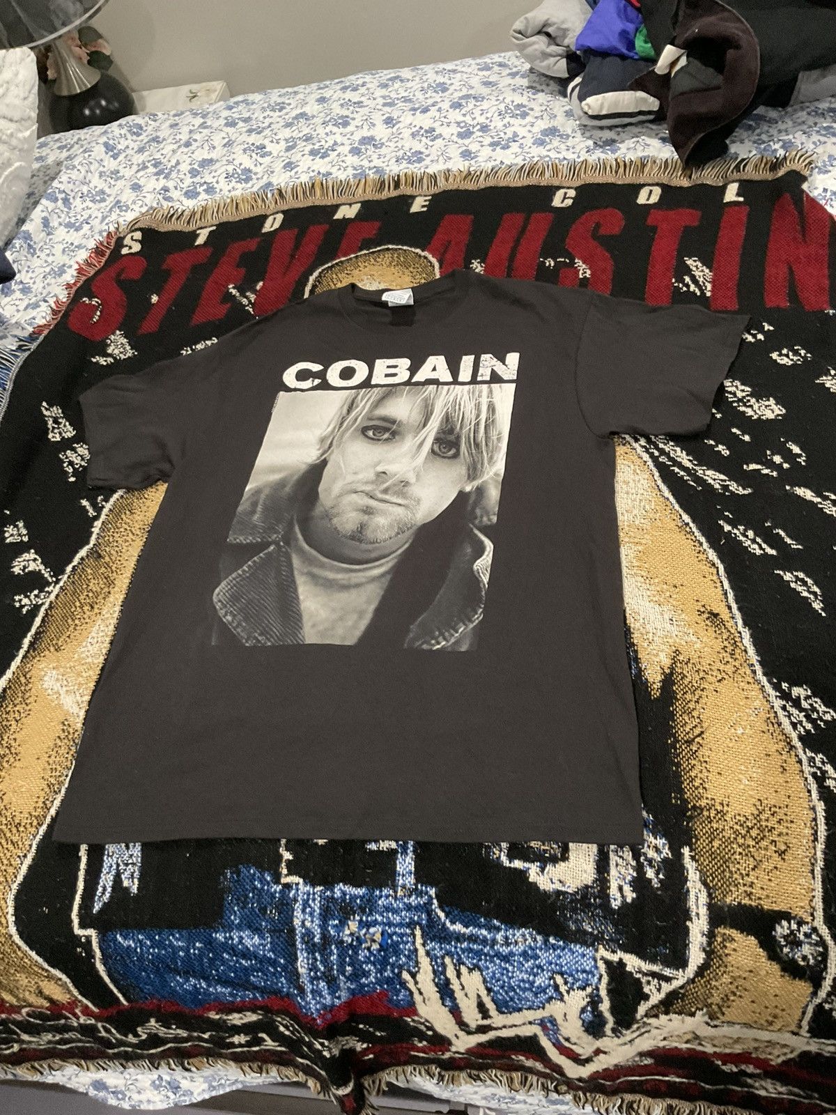 Other Kurt Cobain shirt large Size US L / EU 52-54 / 3 - 1 Thumbnail
