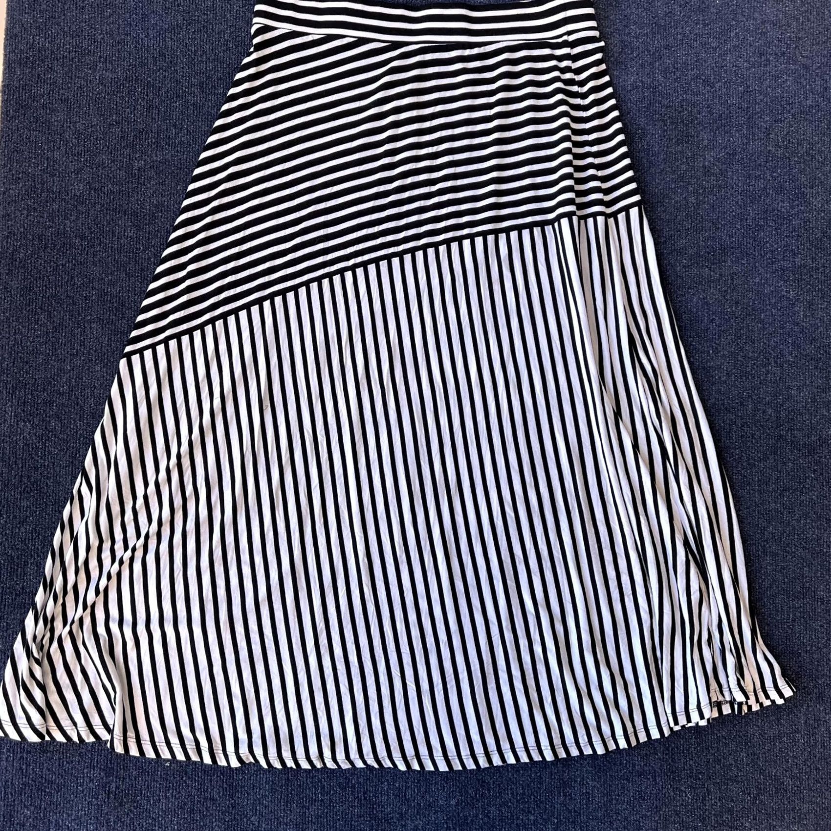 Vintage INC International Concepts Skirt Womens Large Black White Stripe A-Line Midi Size 36" / US 14 / IT 50 - 4 Thumbnail
