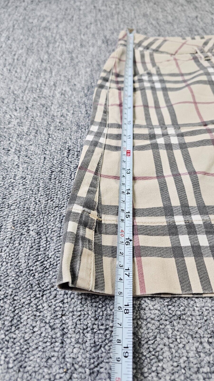 Burberry Vintage Y2K Burberry Nova Check Plaid Mini Skirt Italy US 6 Size 30" / US 8 / IT 44 - 8 Thumbnail