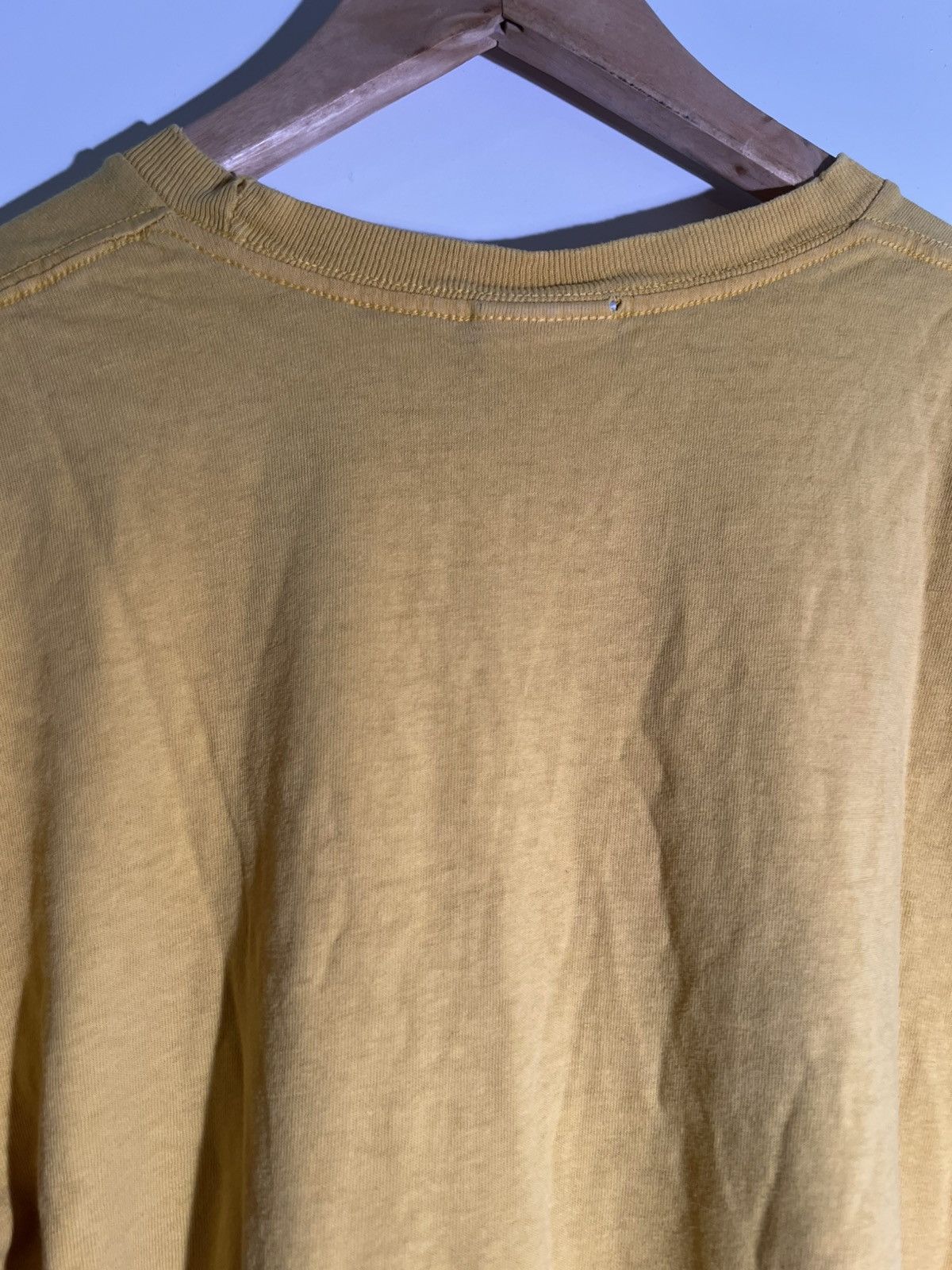 Nike 90’s 2000’s Y2K VTG Vintage Nike Yellow Check Swoop T Shirt Size US XL / EU 56 / 4 - 6 Thumbnail