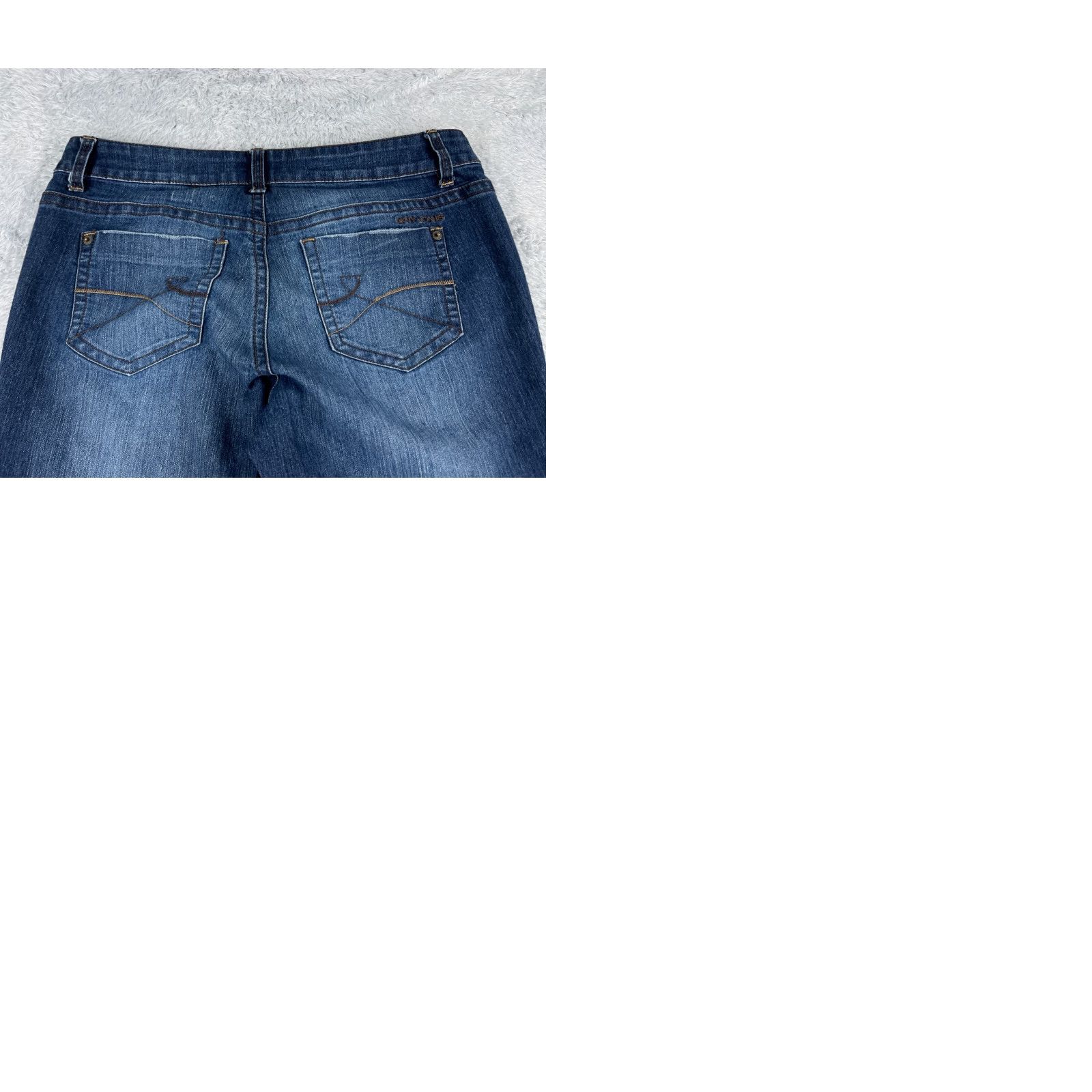 DKNY DKNY Jeans Women's 8 Blue Denim Bootcut Mid Wash Distressed Cotton 32x31 Pants Womens Jeans Bootcut Denim Blue 90s Modern Size 30" / US 8 / IT 44 - 10 Thumbnail