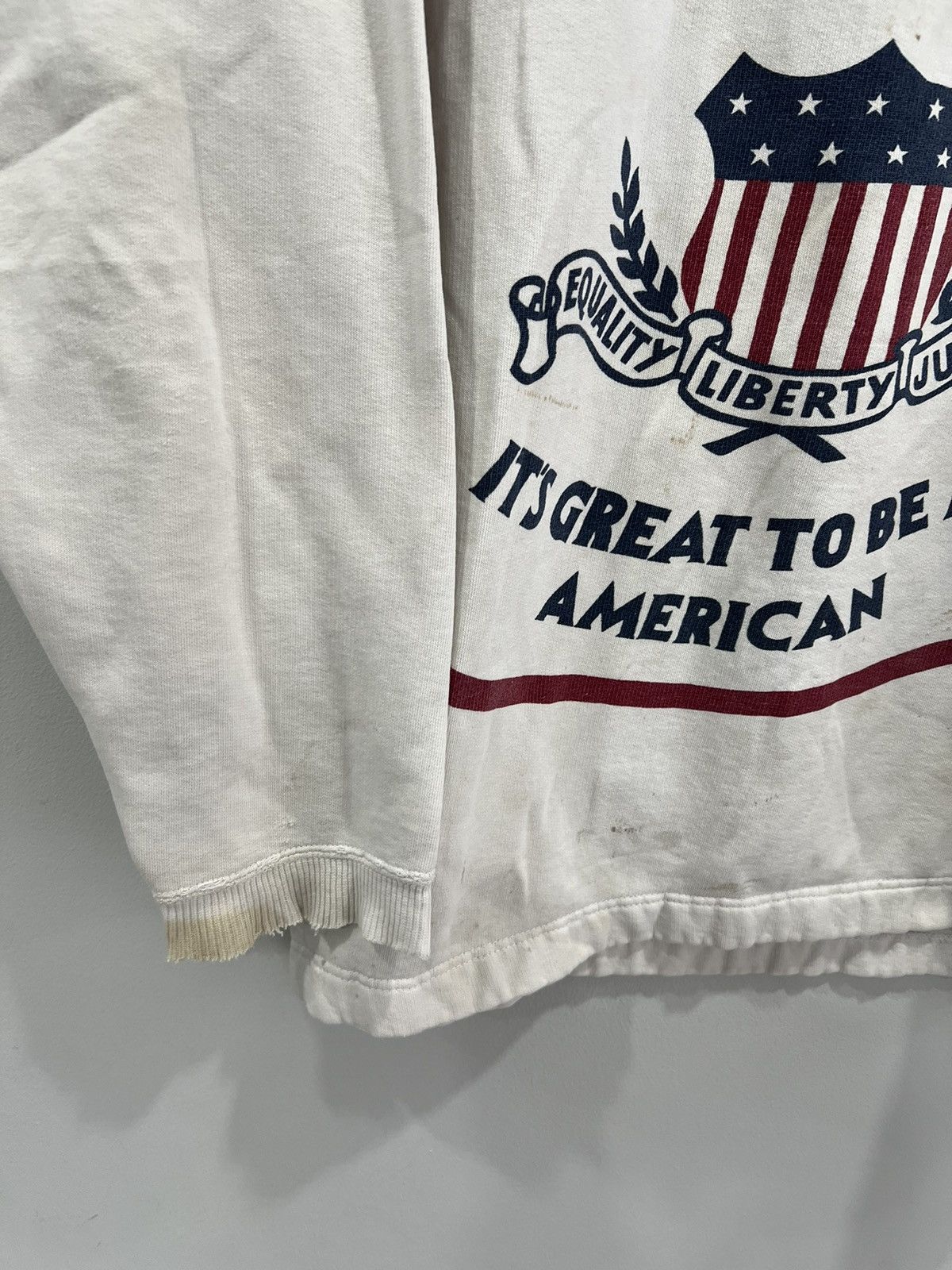 Vintage Vintage 90s American Eagle Sweater Big Print sweatshirt Size US XL / EU 56 / 4 - 6 Thumbnail